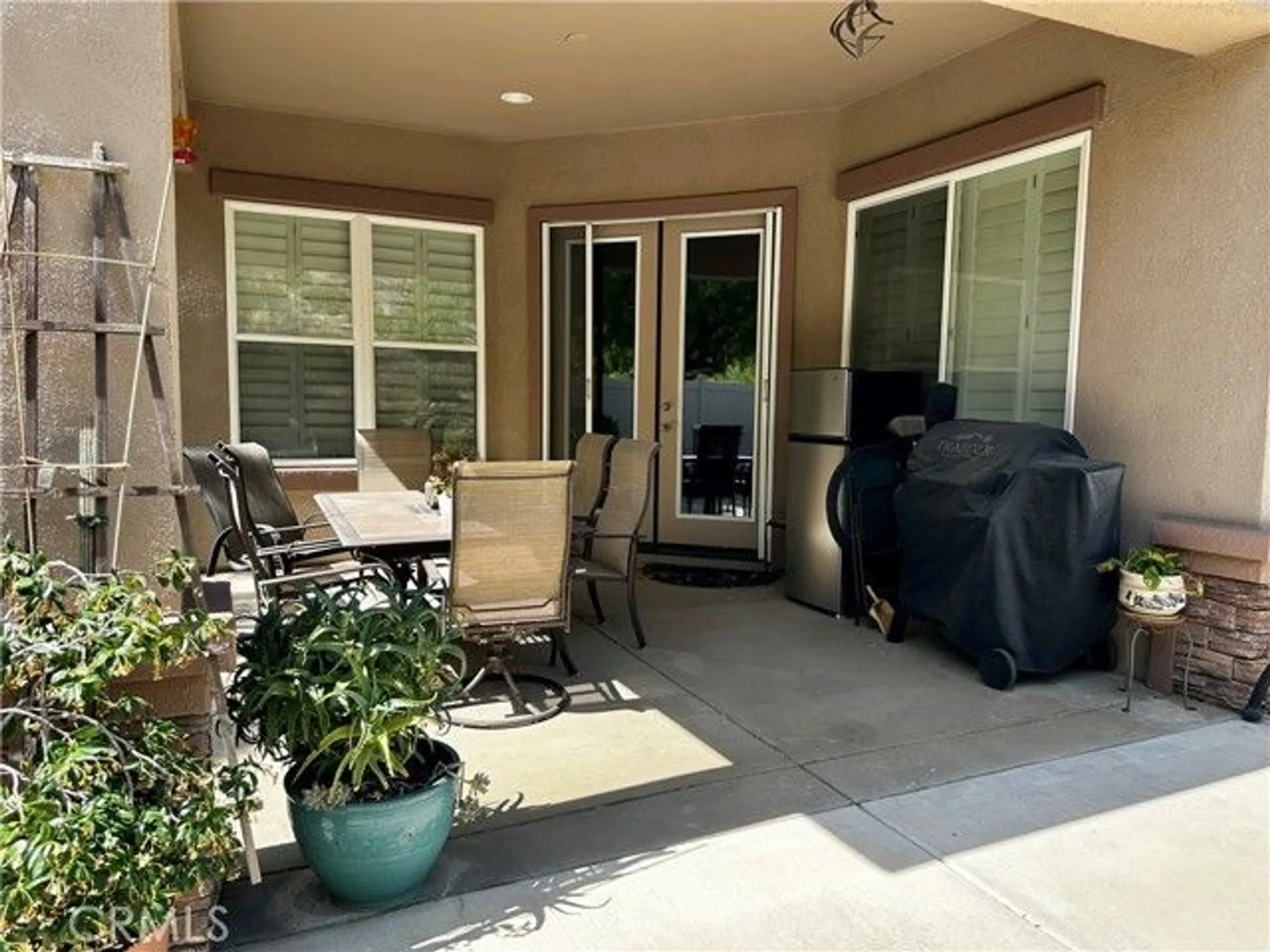 Property Slideshow image 27 of 37 | 2214 birdie dr, Banning, CA, 92220