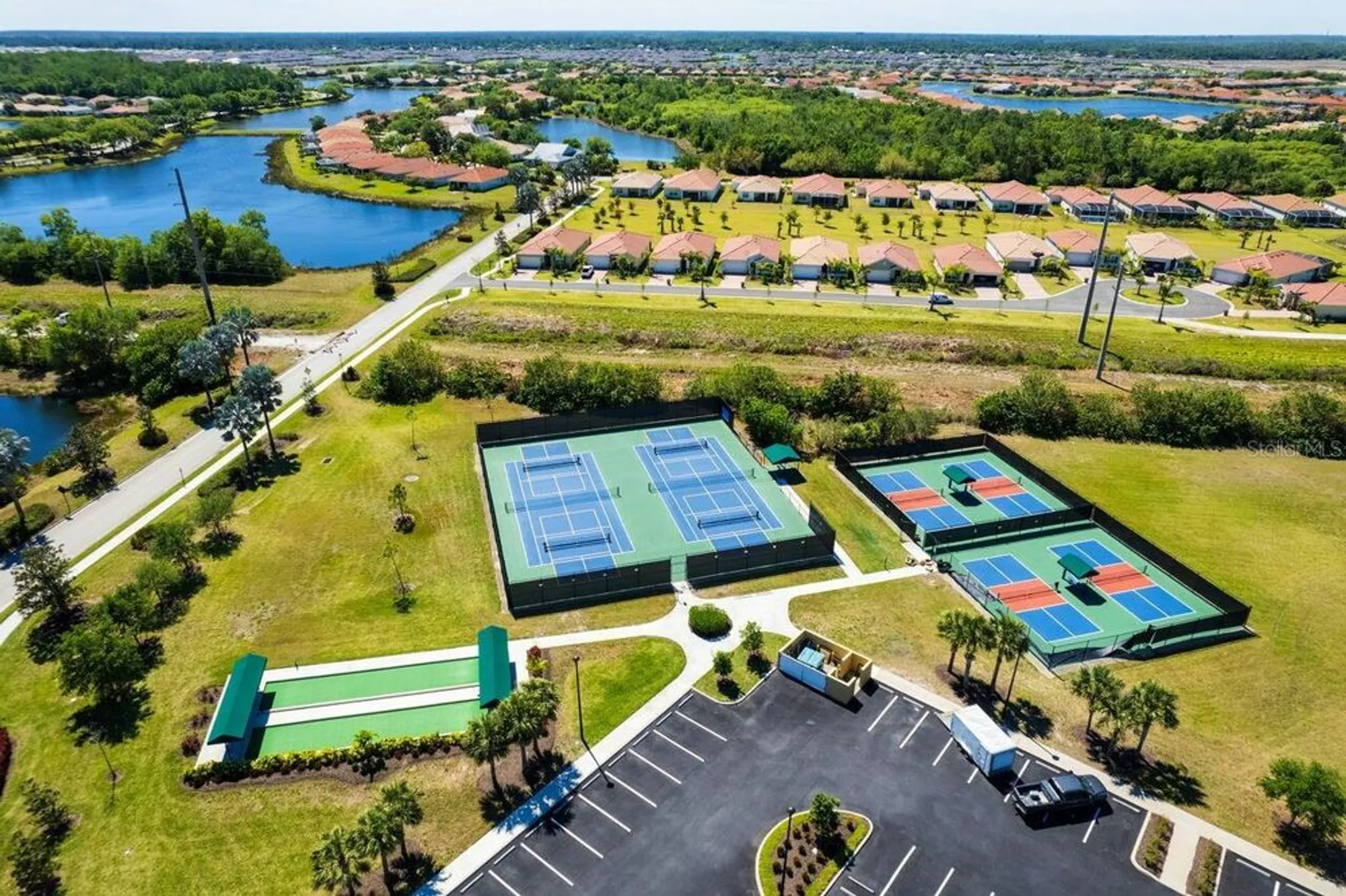 Property Slideshow image 32 of 35 | 2130 summersweet dr, Alva, FL, 33920