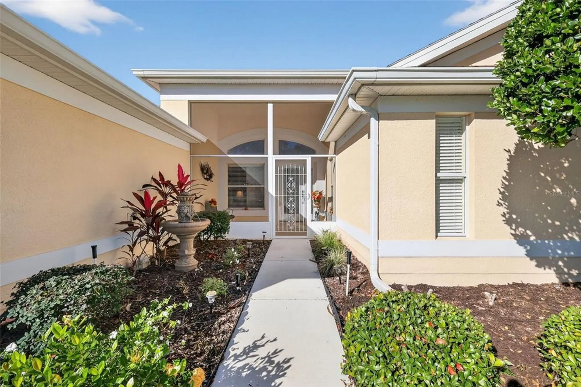 Property Slideshow image 2 of 90 | 24547 bocage way, Leesburg, FL, 34748