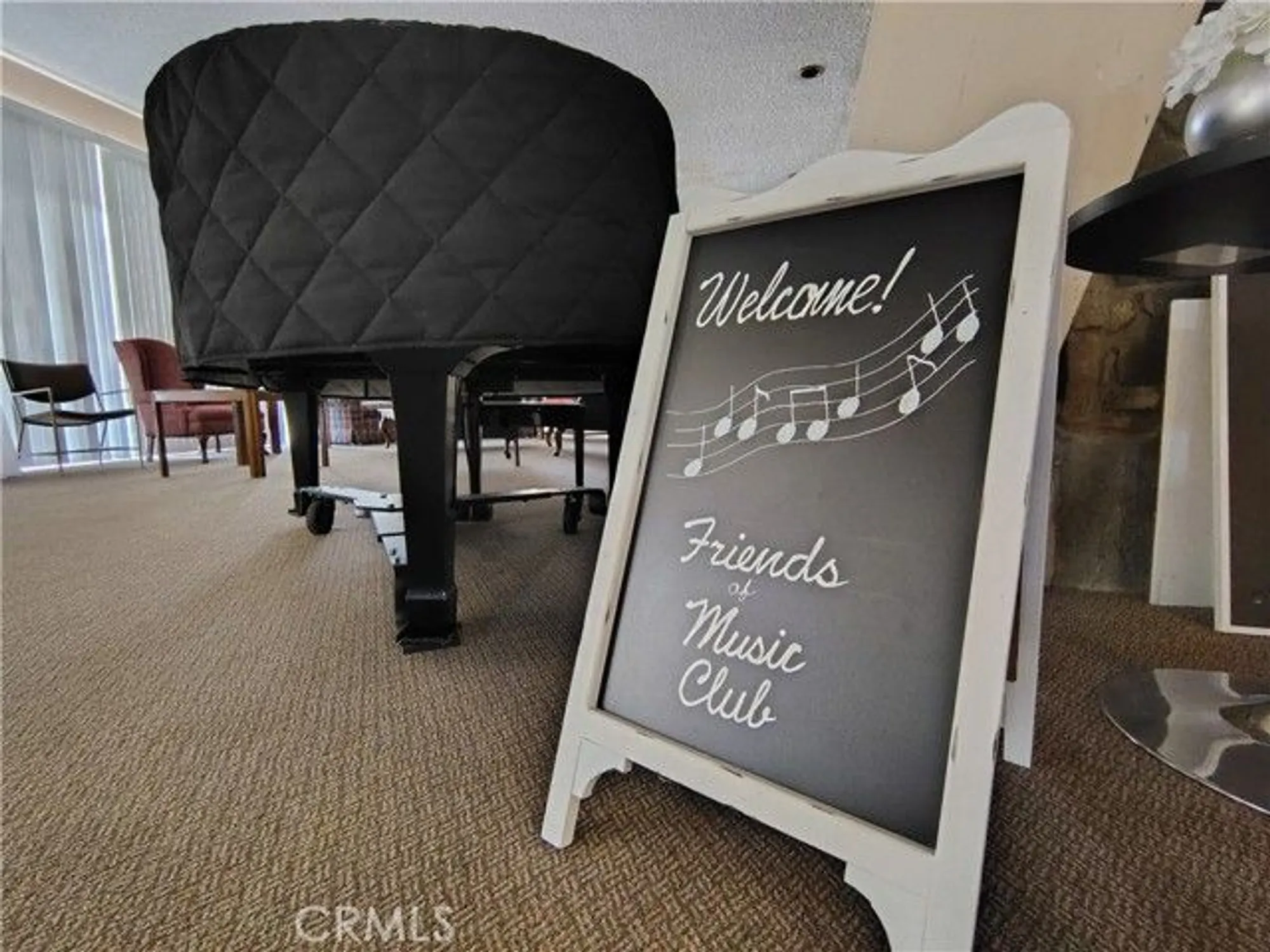 Property Slideshow image 29 of 35 | 26373 oak highland dr e, Newhall, CA, 91321