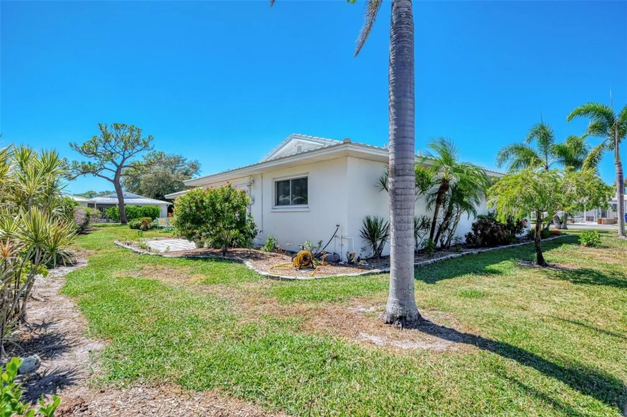 Property Slideshow image 40 of 71 | 501 sloop way, Nokomis, FL, 34275