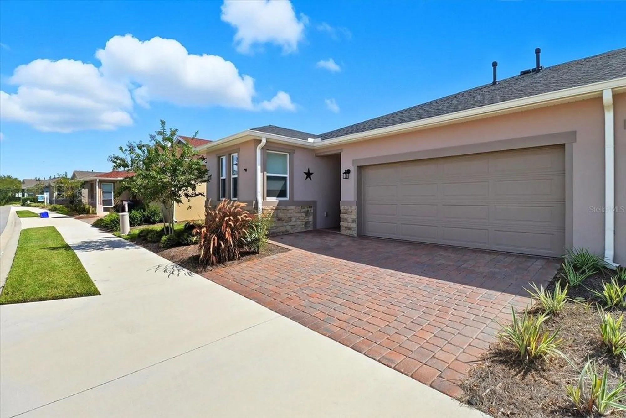 Property Slideshow image 3 of 62 | 5312 nw 33rd pl, Ocala, FL, 34482