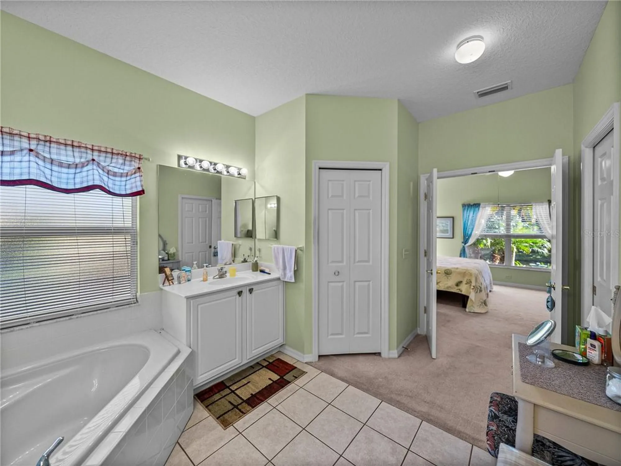 Property Slideshow image 45 of 100 | 4184 aberdeen ln, Lake Wales, FL, 33859