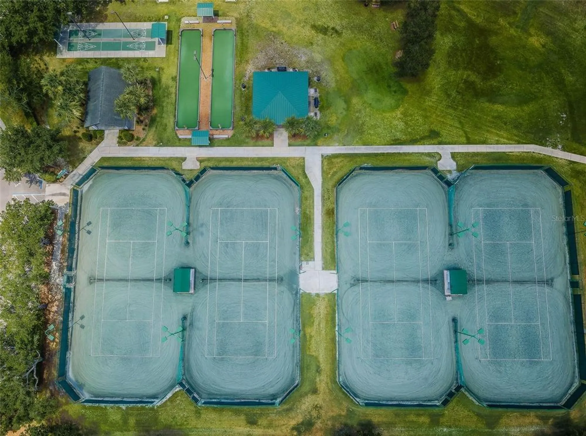 Property Slideshow image 91 of 100 | 1136 almondwood dr, Trinity, FL, 34655