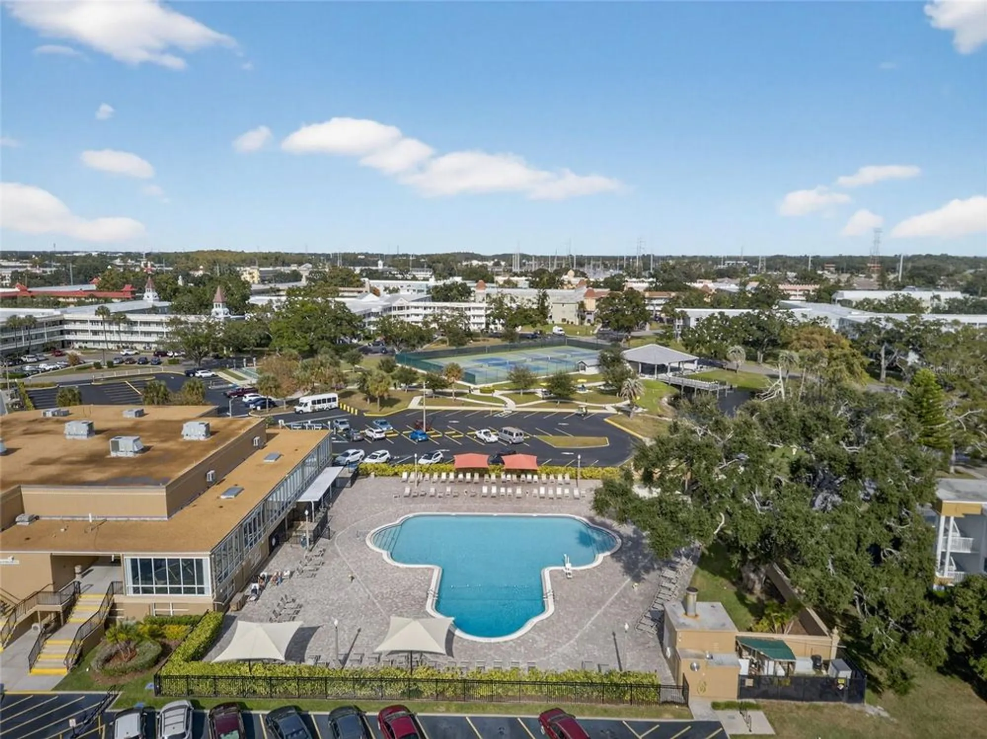 Property Slideshow image 23 of 26 | 2292 austrian ln 26, Clearwater, FL, 33763