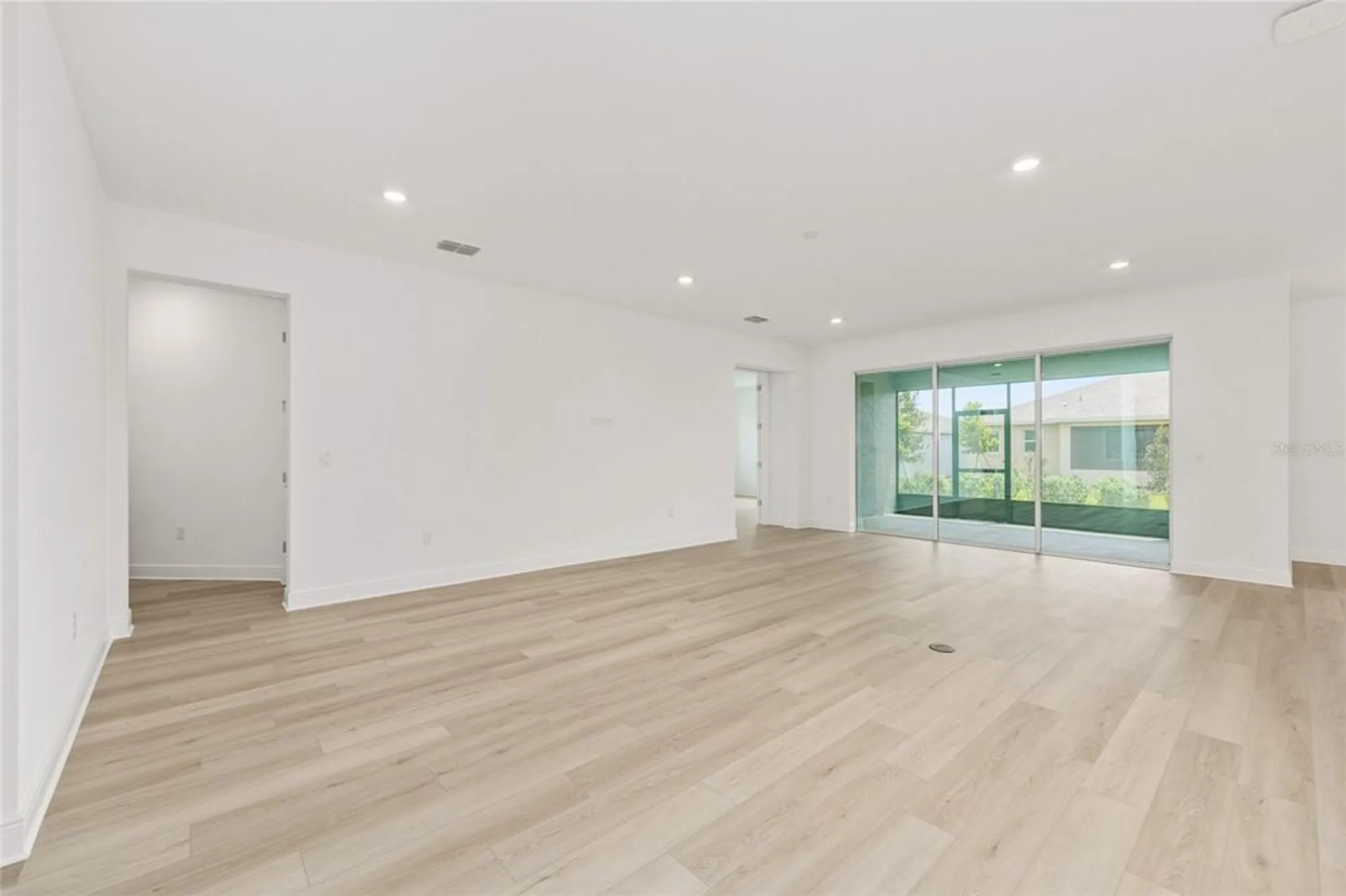 Property Slideshow image 12 of 52 | 8522 sw 99th cir, Ocala, FL, 34481