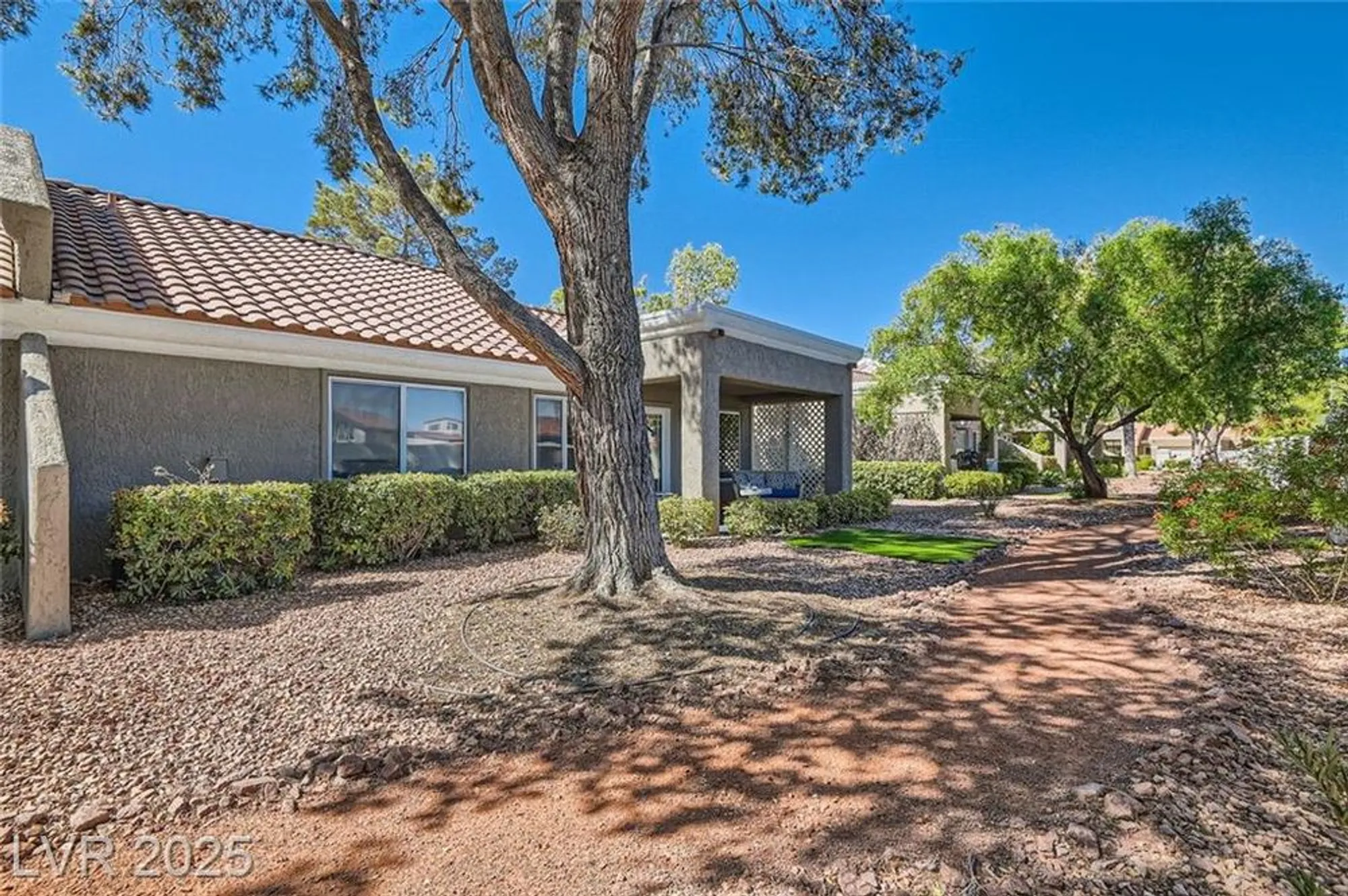 Property Slideshow image 24 of 25 | 8628 desert holly dr, Las Vegas, NV, 89134