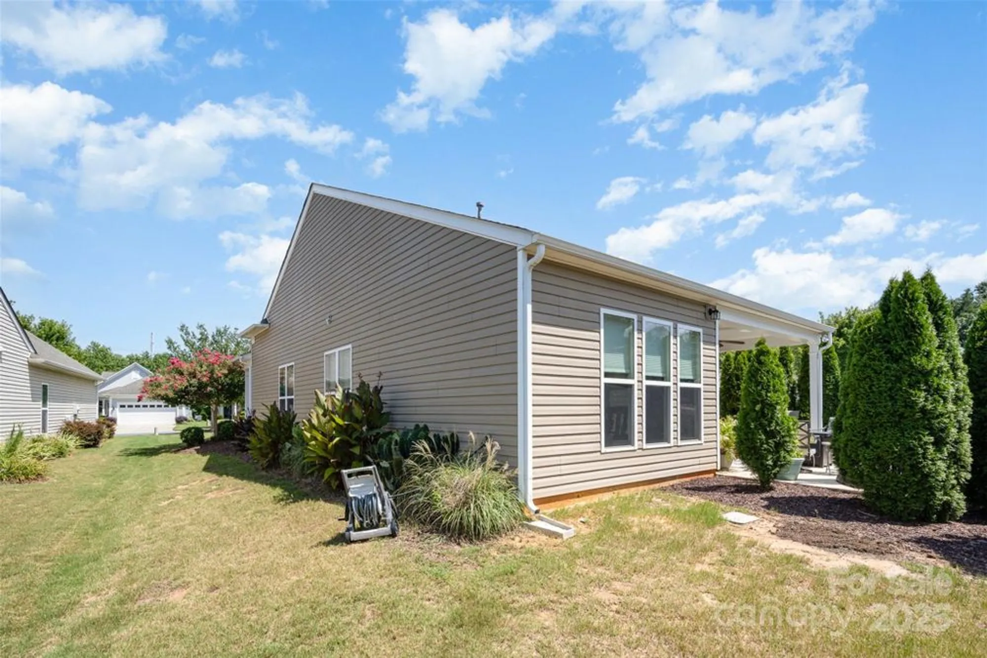 Property Slideshow image 20 of 32 | 23023 whimbrel cir, Fort Mill, SC, 29707