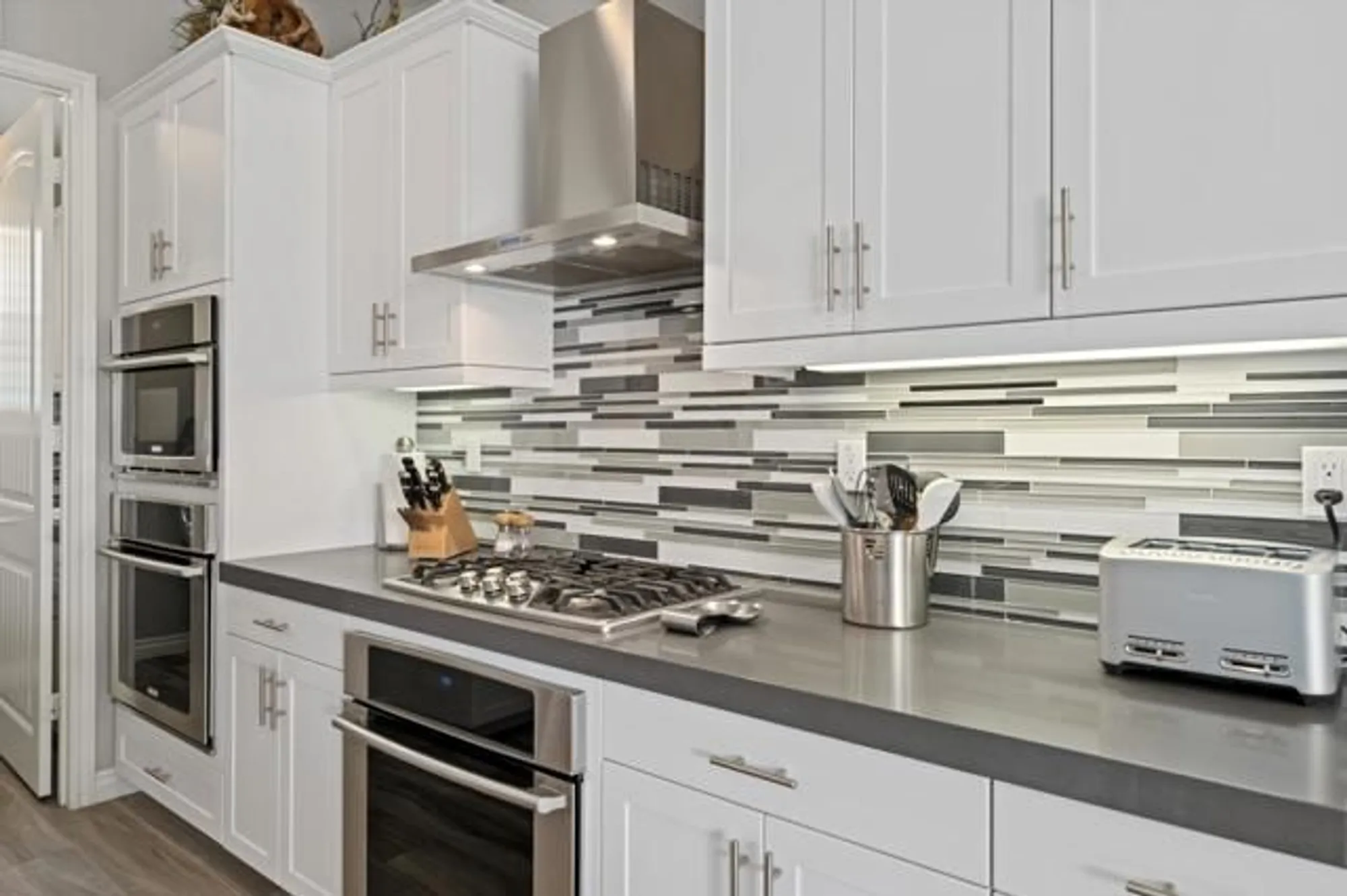 Property Slideshow image 18 of 53 | 4150 via cararra, Palm Desert, CA, 92260