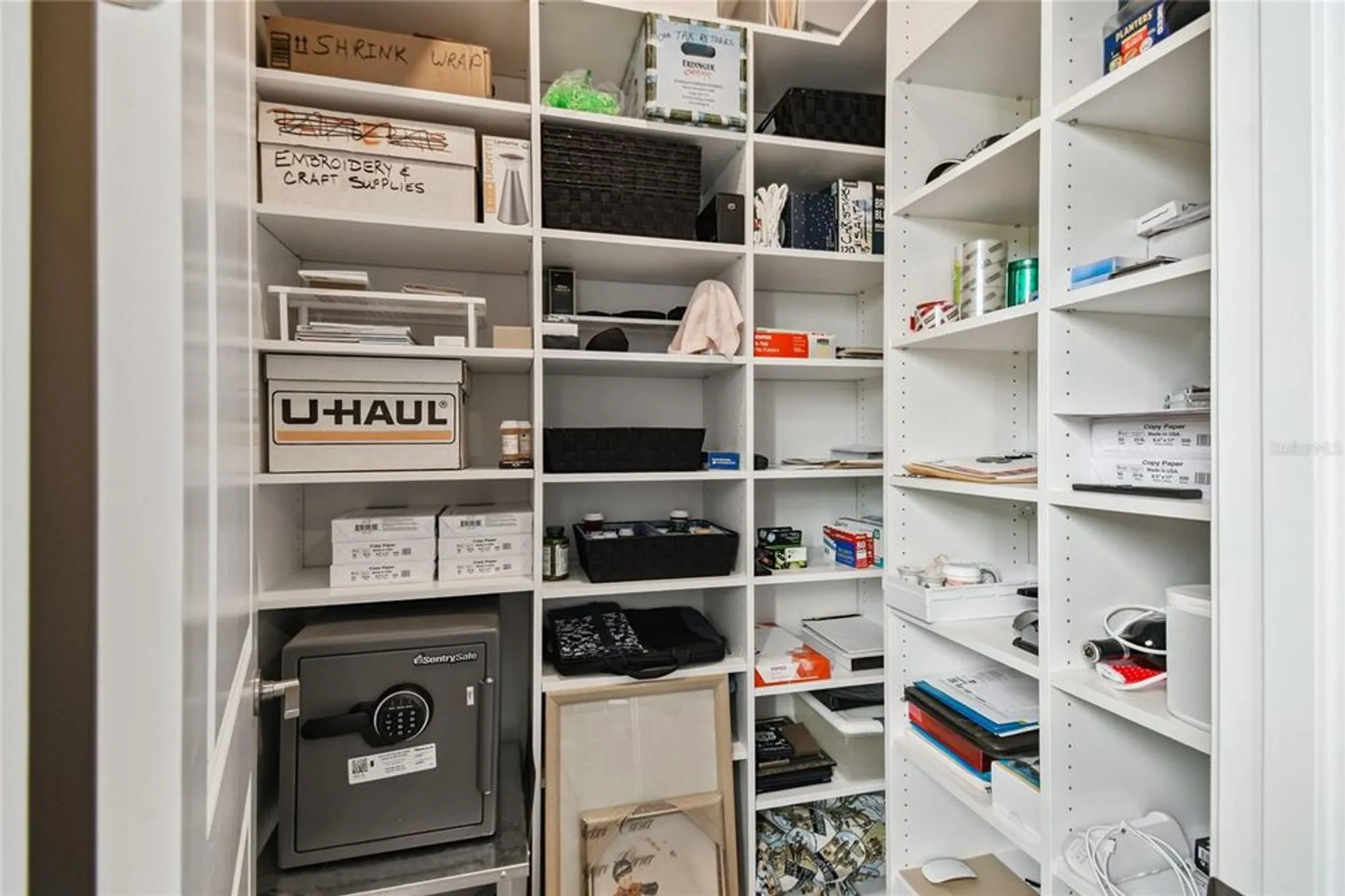 Property Slideshow image 40 of 69 | 561 lago matisse st, Kissimmee, FL, 34759