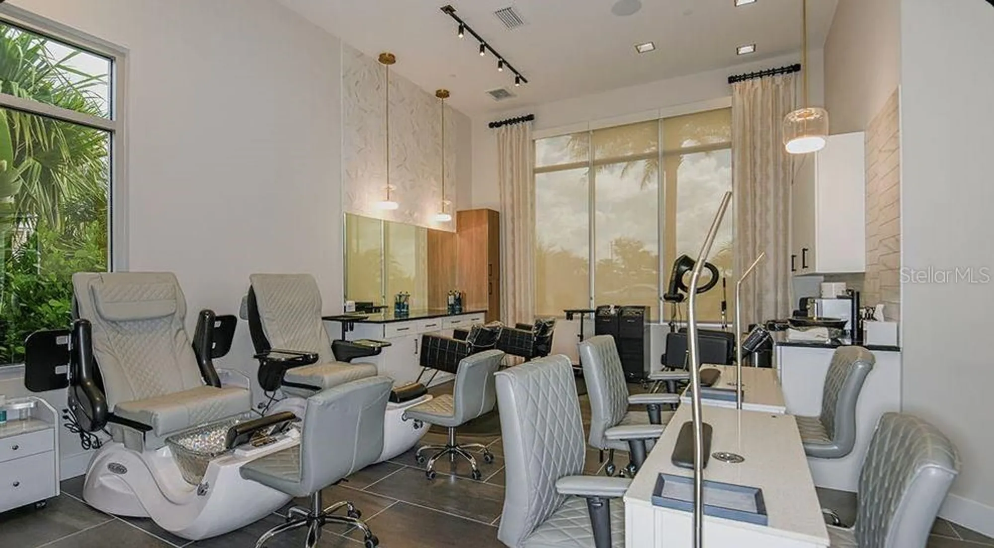 Property Slideshow image 29 of 33 | 16427 isola pl, Bradenton, FL, 34211