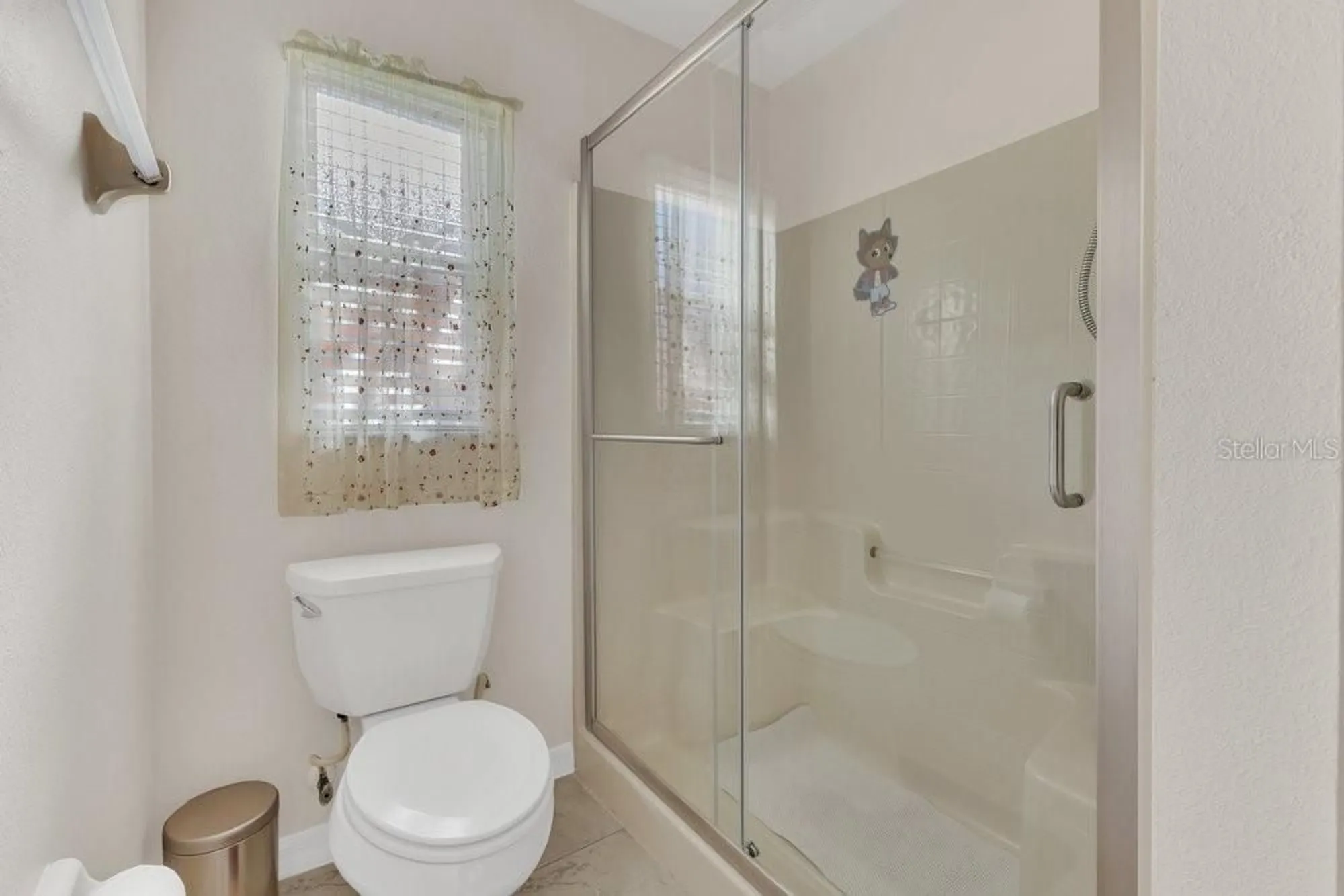 Property Slideshow image 23 of 46 | 340 grand canal dr, Poinciana, FL, 34759