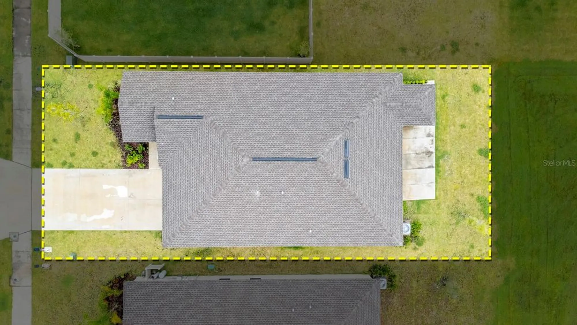 Property Slideshow image 8 of 45 | 13124 merlot sunstone cv, Parrish, FL, 34219