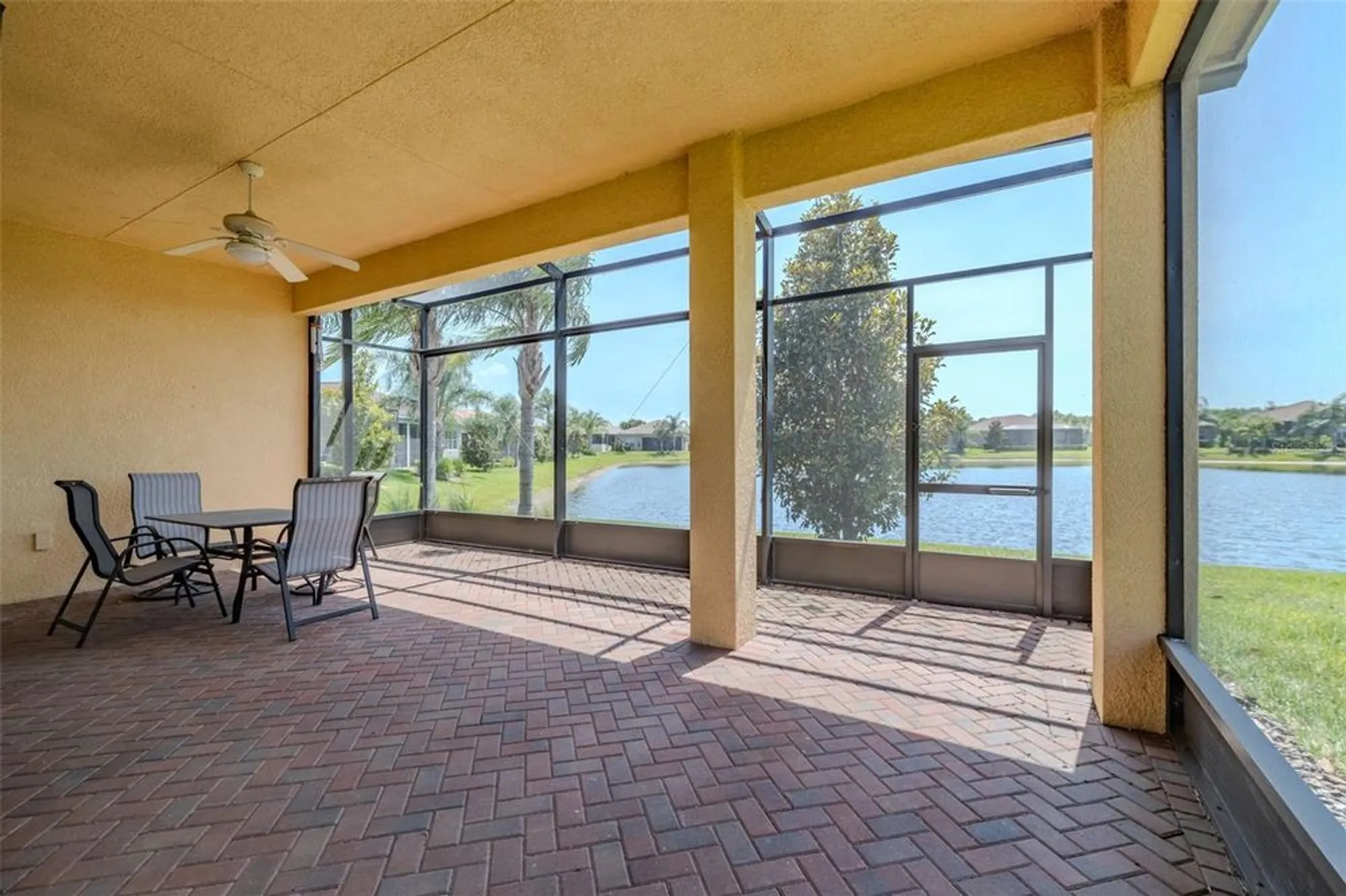 Property Slideshow image 20 of 92 | 4821 grand banks dr, Wimauma, FL, 33598