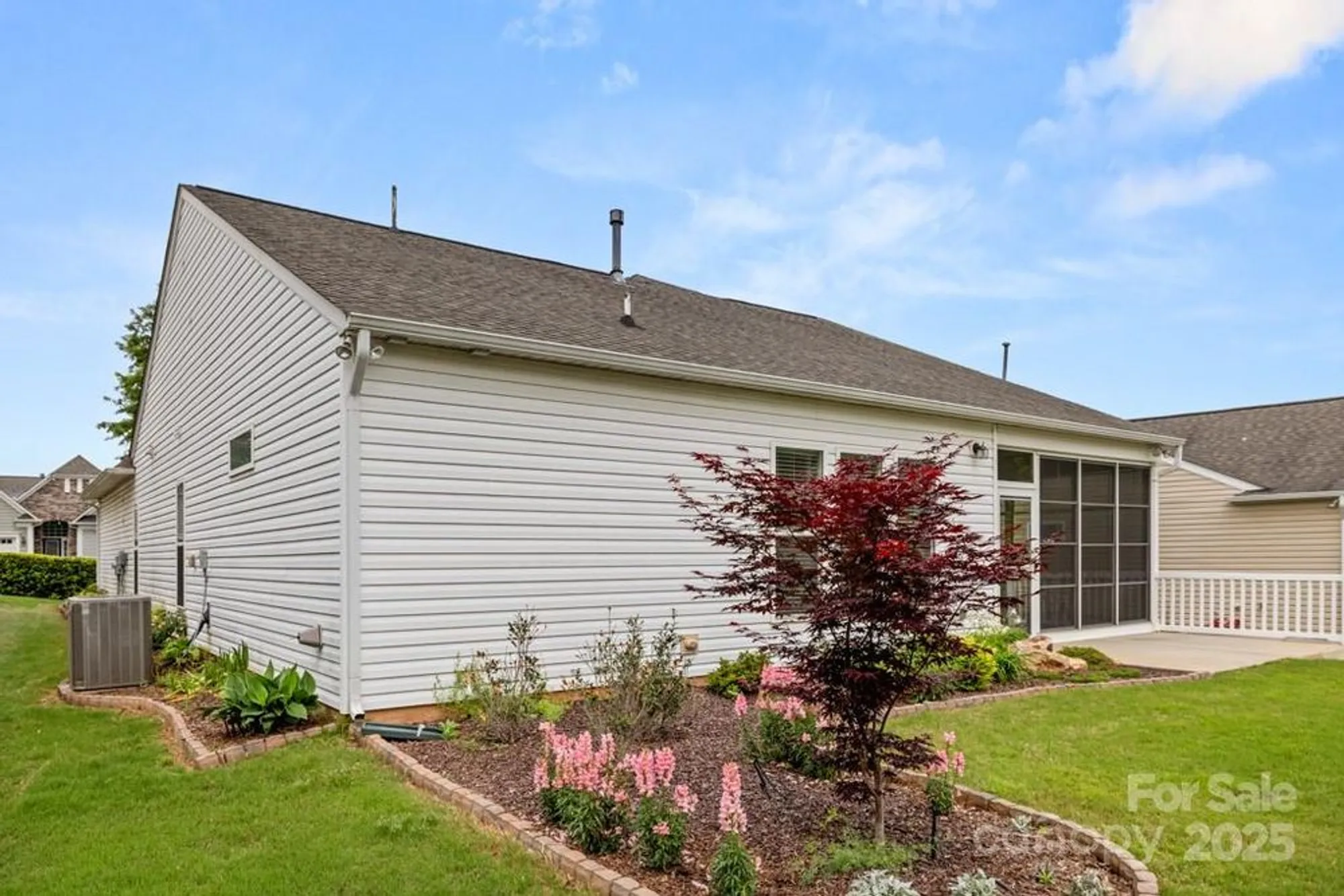 Property Slideshow image 27 of 36 | 20135 dovekie ln, Fort Mill, SC, 29707