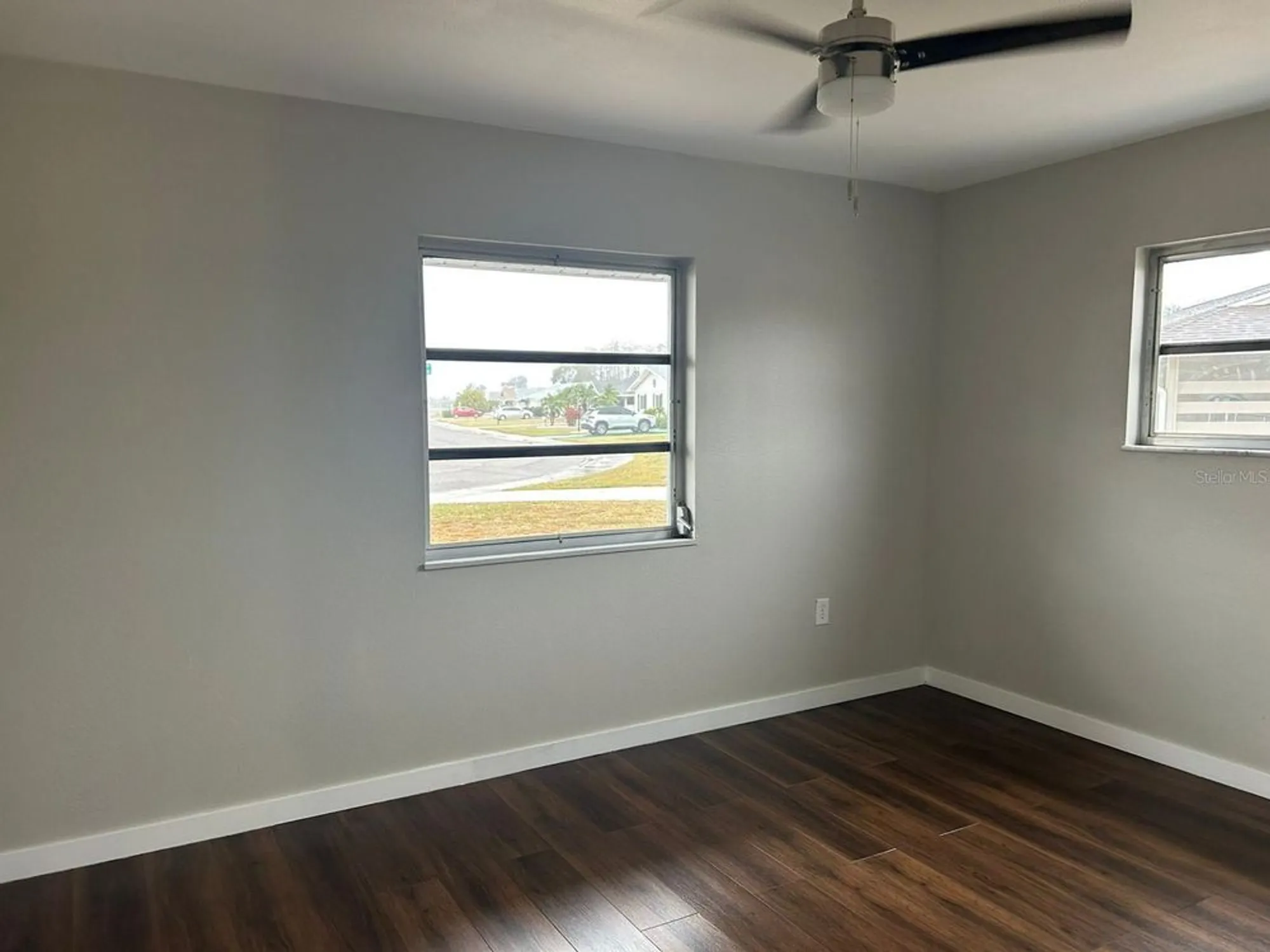 Property Slideshow image 9 of 10 | 702 desert hills way, Sun City Center, FL, 33573