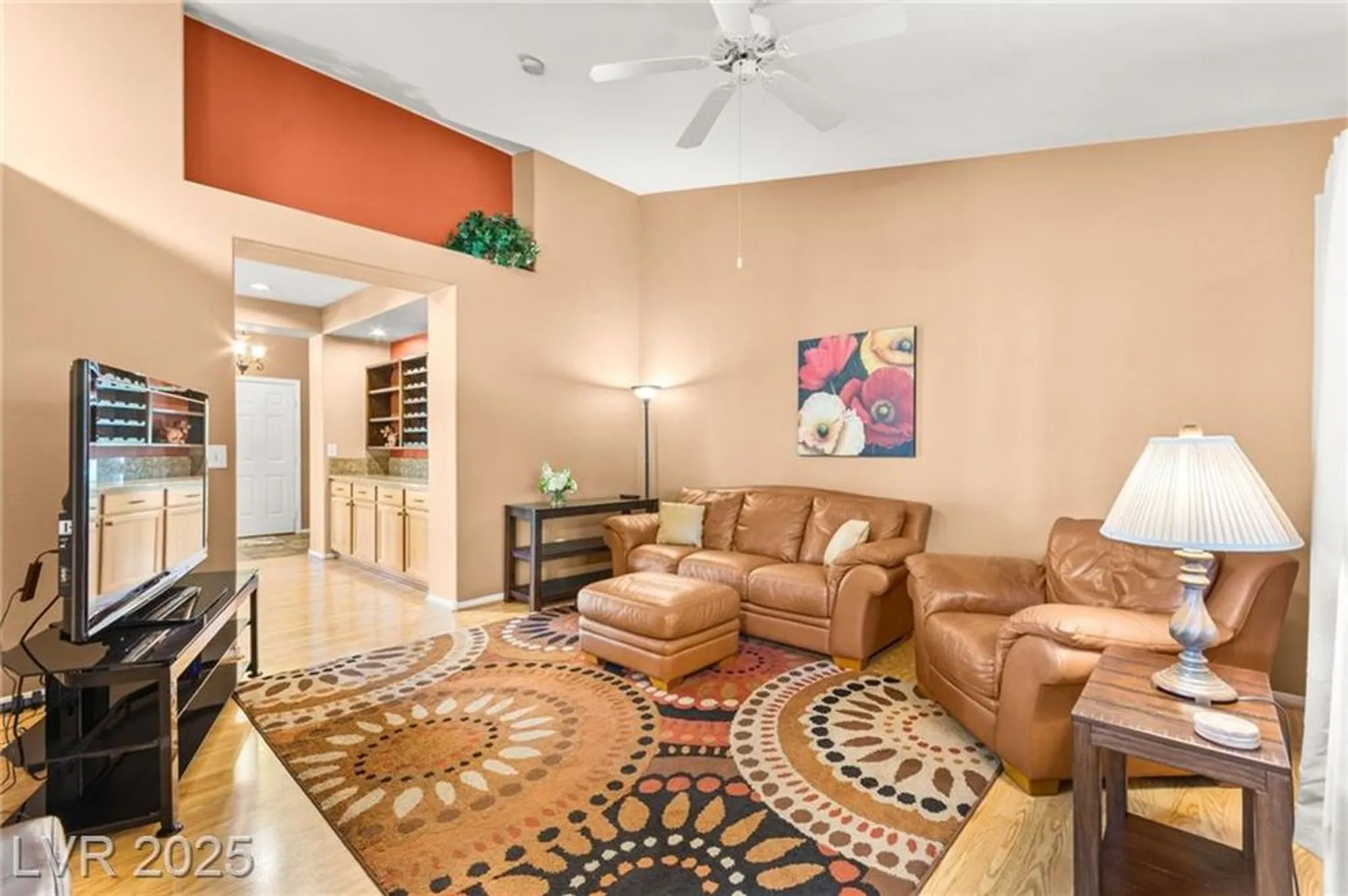 Property Slideshow image 21 of 65 | 5245 woodlawn ln, Las Vegas, NV, 89130