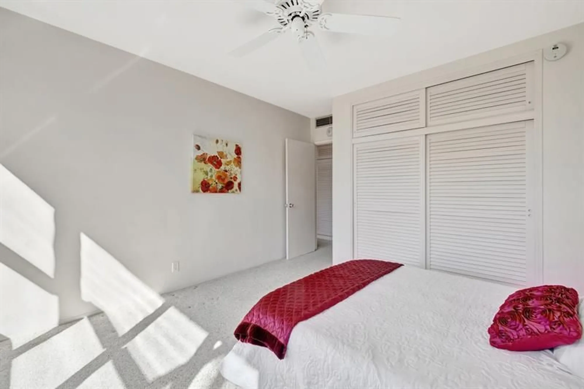 Property Slideshow image 27 of 47 | 3300 ne 36th st 609, Fort Lauderdale, FL, 33308
