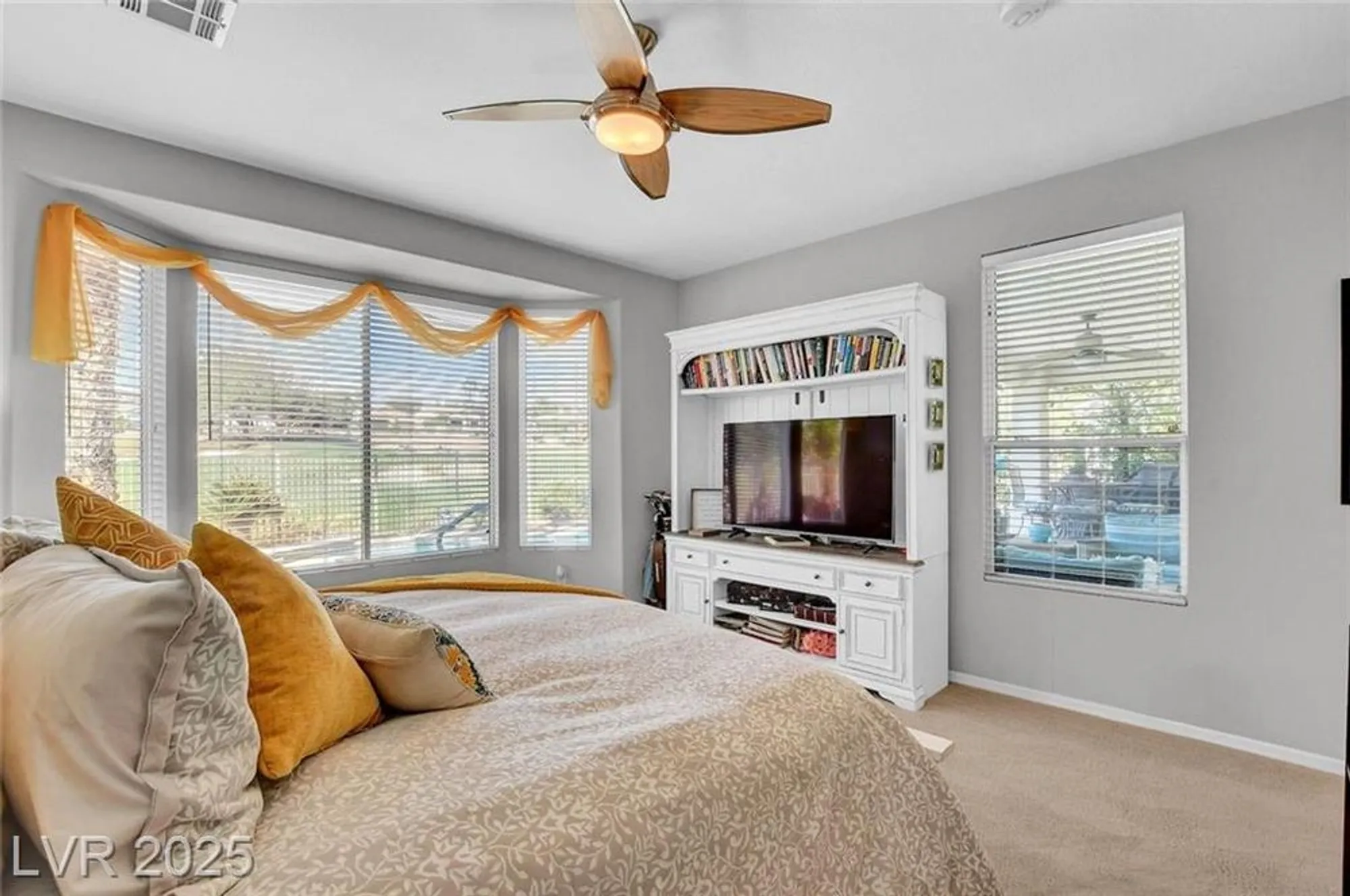 Property Slideshow image 29 of 78 | 4545 regalo bello st, Las Vegas, NV, 89135