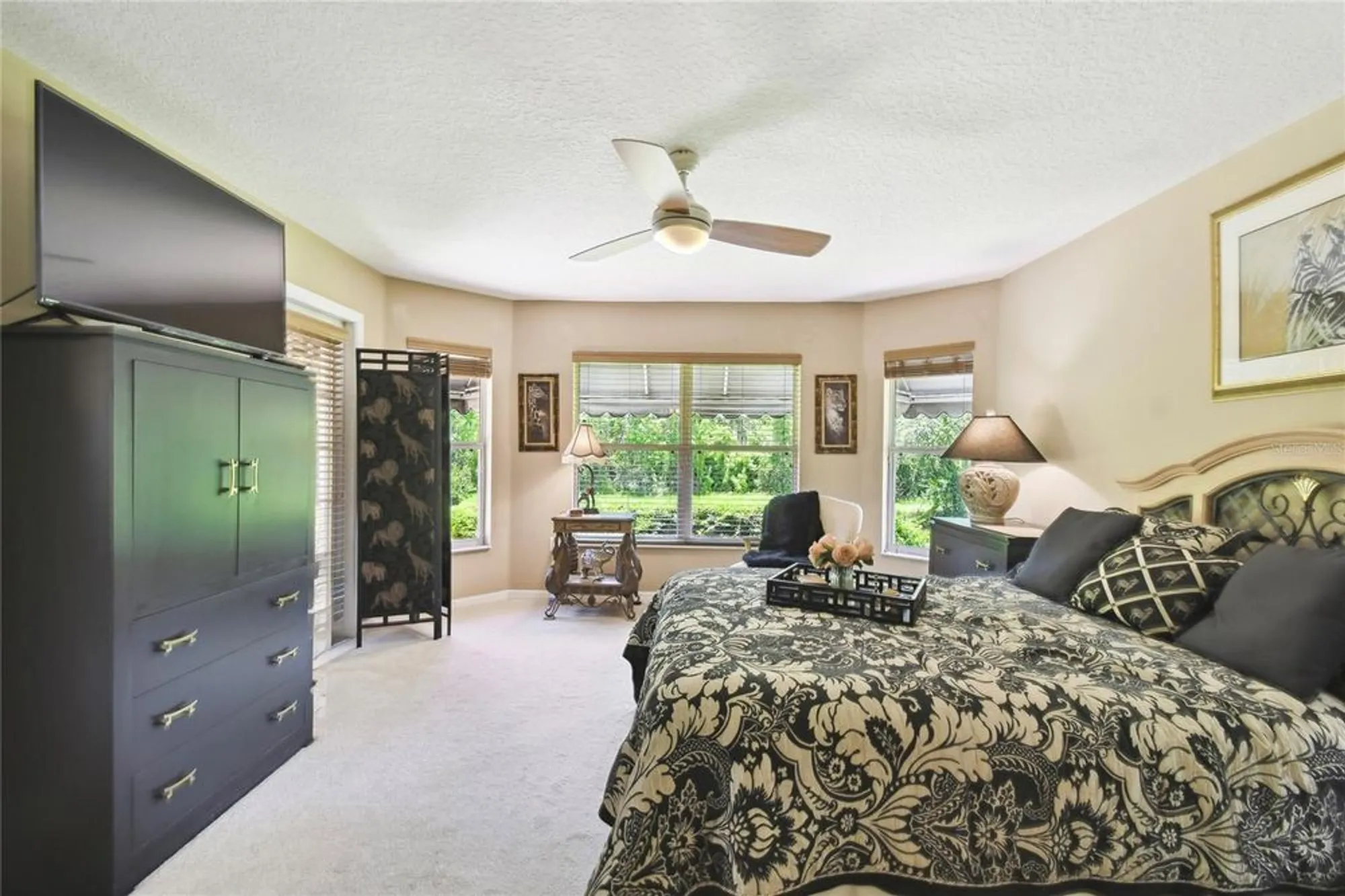 Property Slideshow image 21 of 59 | 560 grand canal dr, Kissimmee, FL, 34759