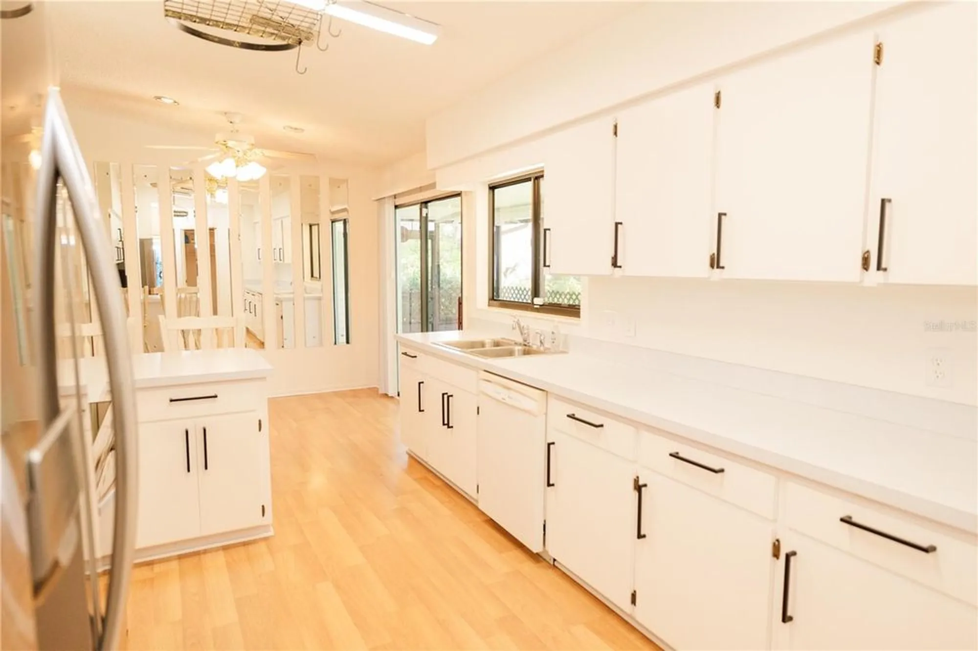 Property Slideshow image 19 of 41 | 3130 prairie dunes cir, Lakeland, FL, 33810