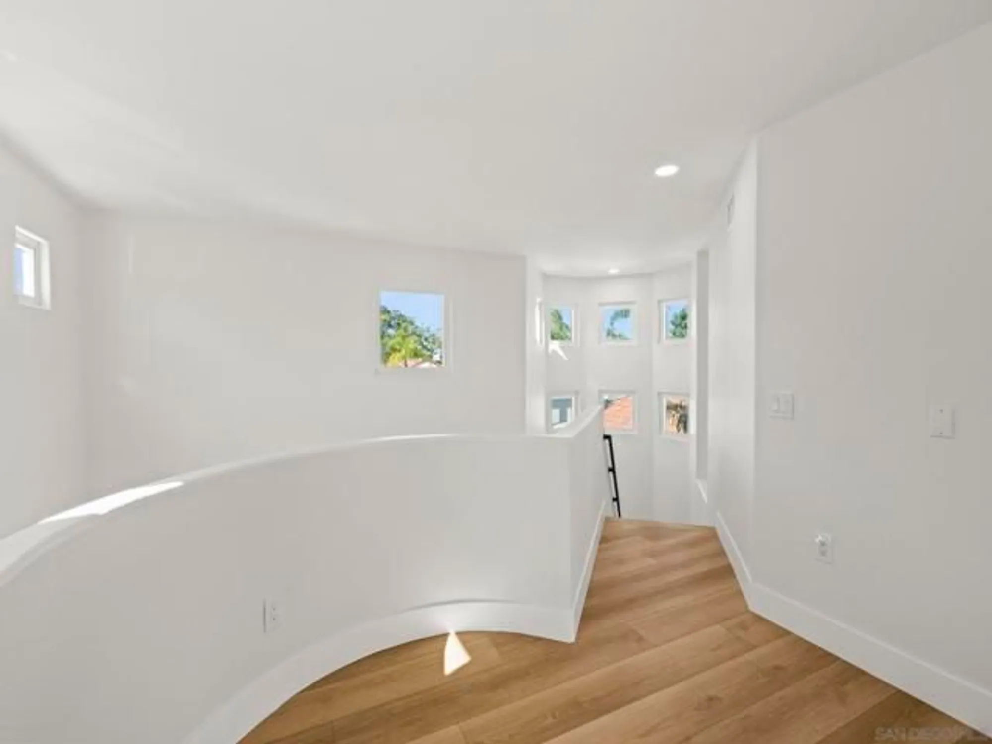 Property Slideshow image 31 of 64 | 4137 pindar way, Oceanside, CA, 92056