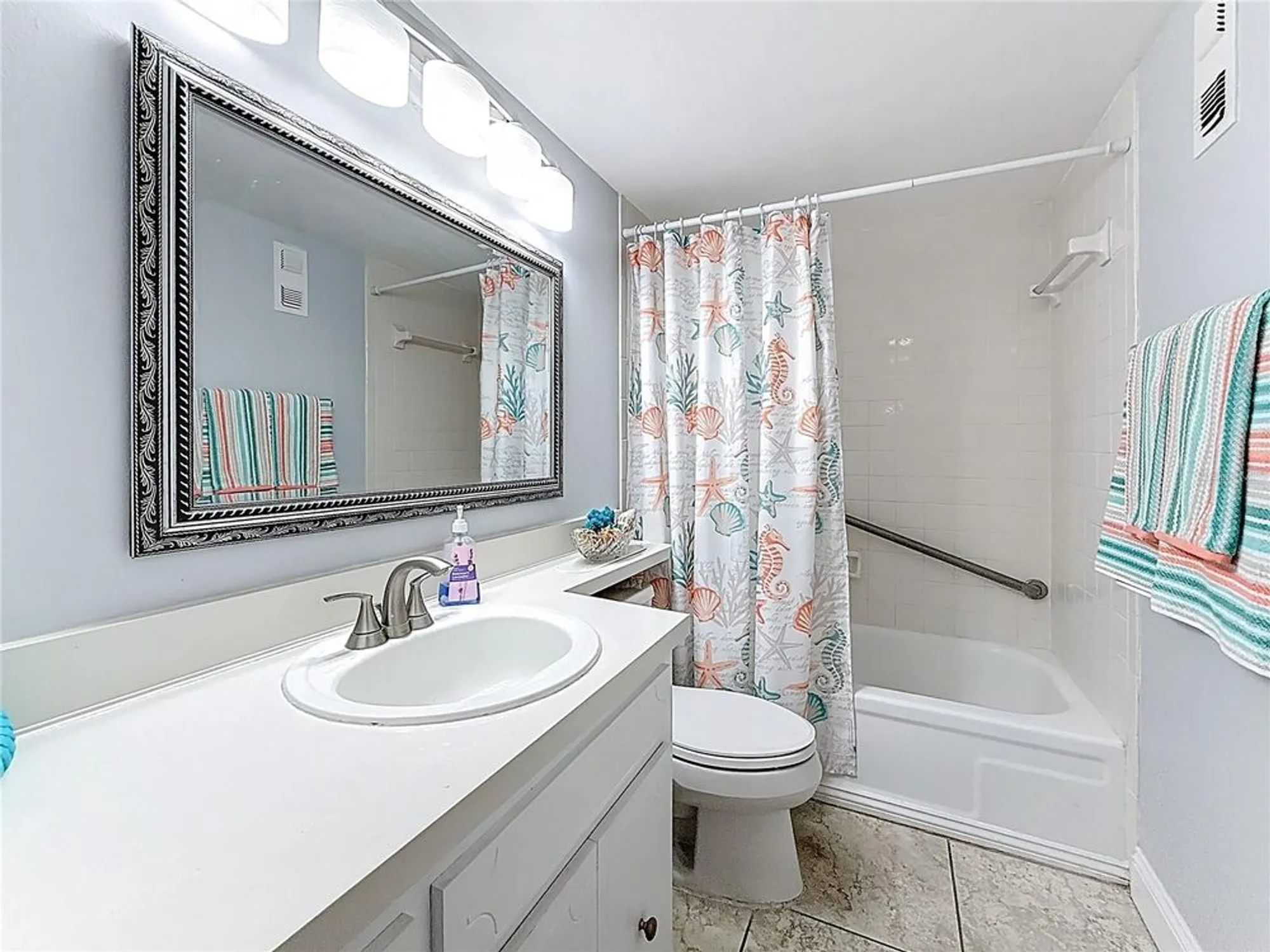 Property Slideshow image 27 of 62 | 7625 sun island dr 307, South Pasadena, FL, 33707