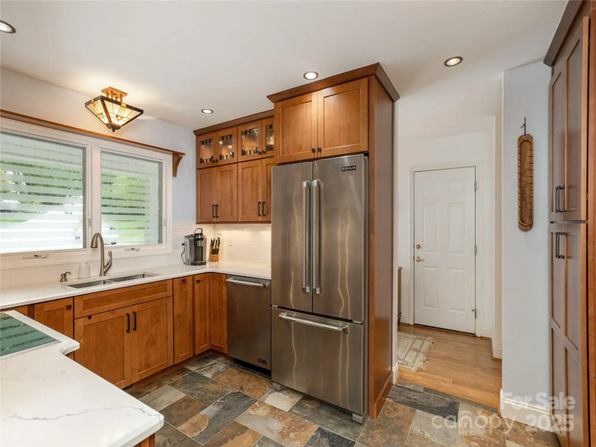 Property Slideshow image 21 of 48 | 210 black oak ln, Hendersonville, NC, 28791