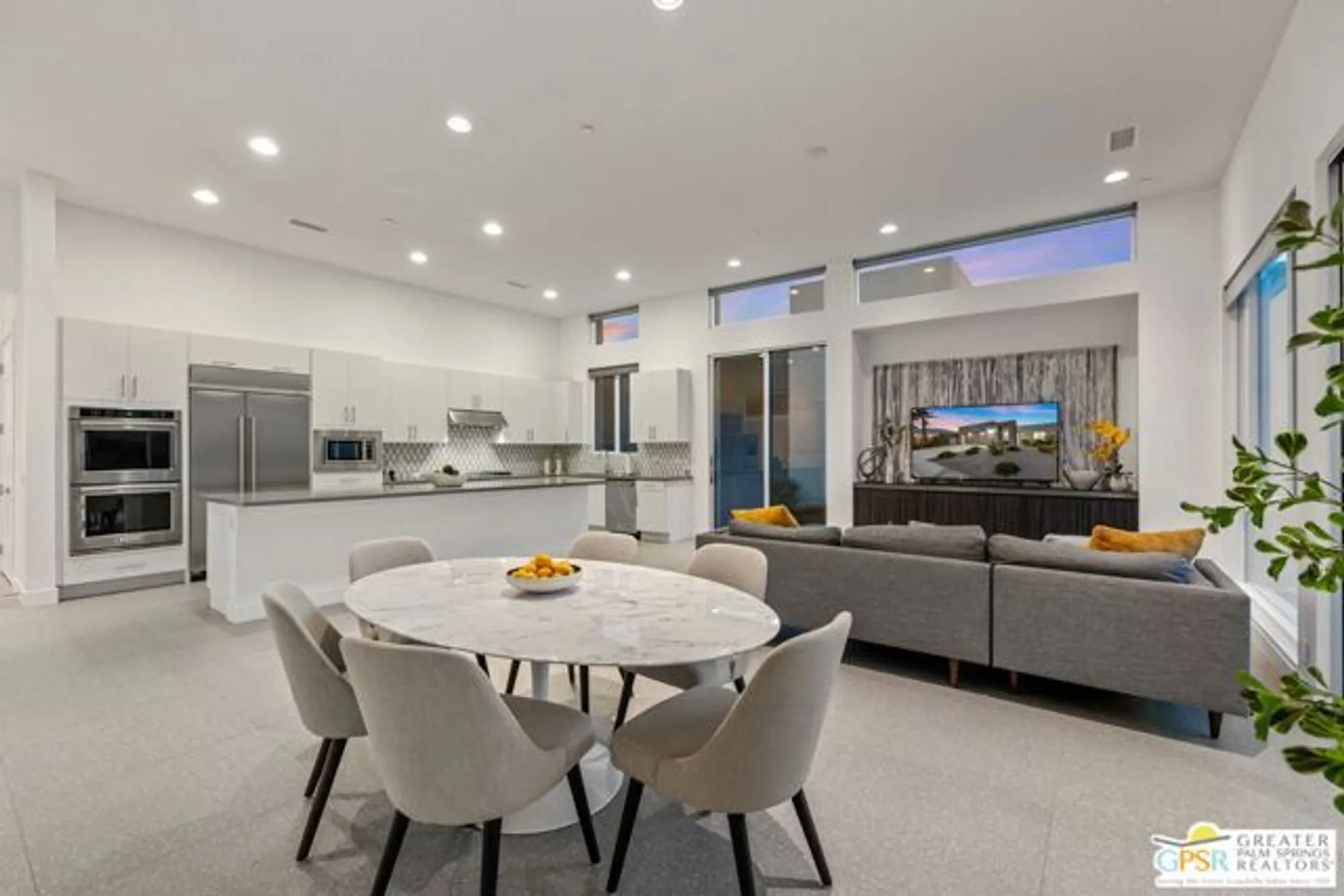 Property Slideshow image 18 of 74 | 4251 amber ln, Palm Springs, CA, 92262