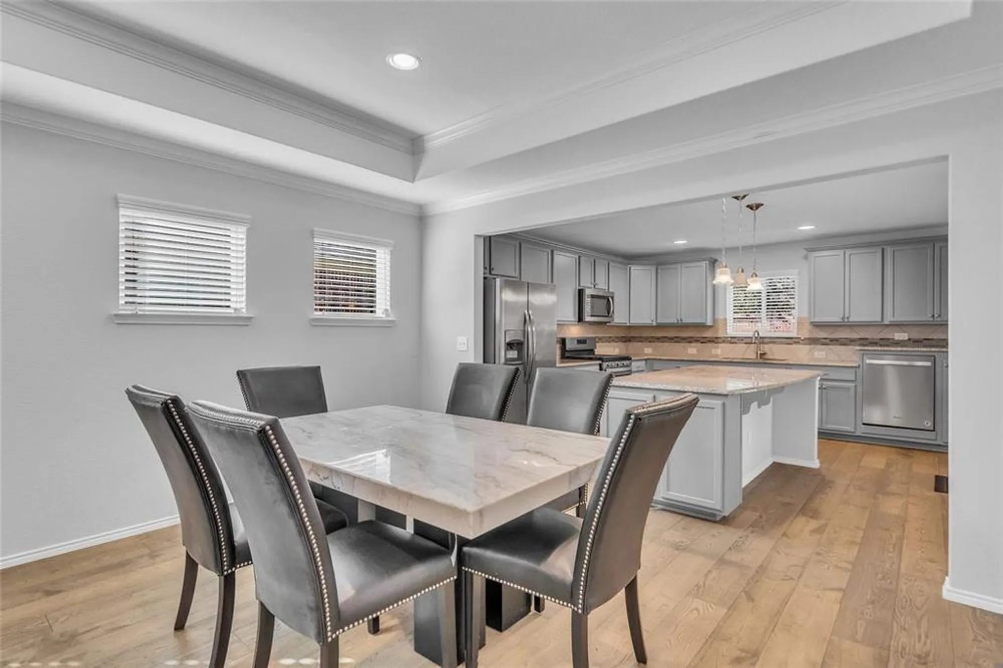 Property Slideshow image 9 of 31 | 8845 twin pines ln, Frisco, TX, 75036