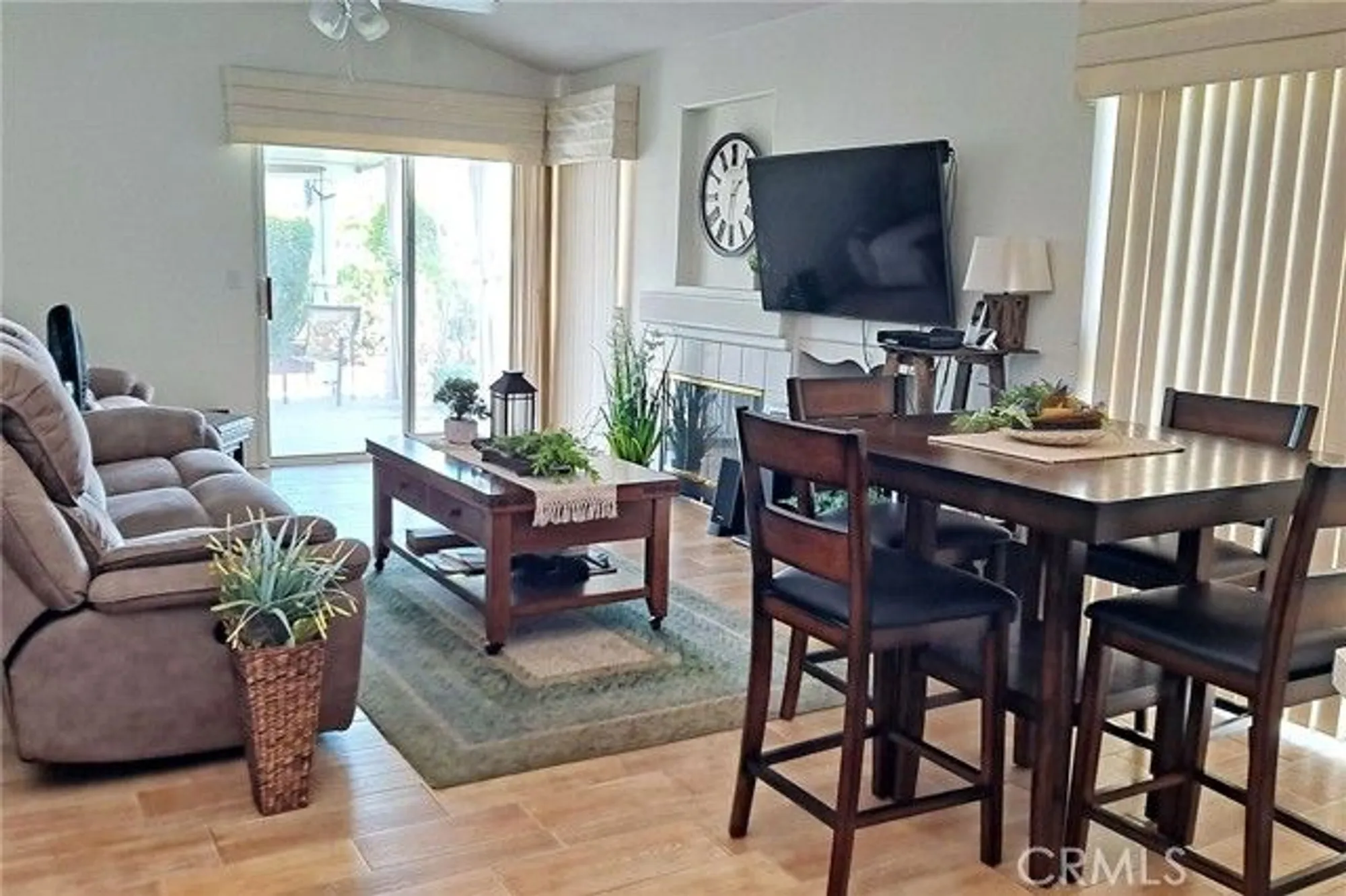 Property Slideshow image 11 of 31 | 40247 via acuna, Murrieta, CA, 92562