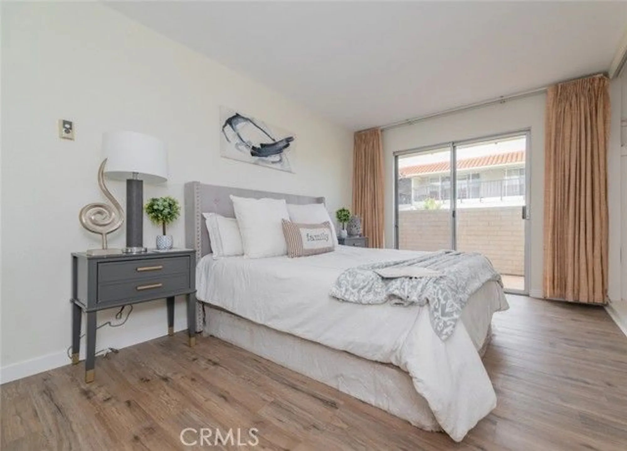 Property Slideshow image 11 of 30 | 2294 via puerta d, Laguna Woods, CA, 92637