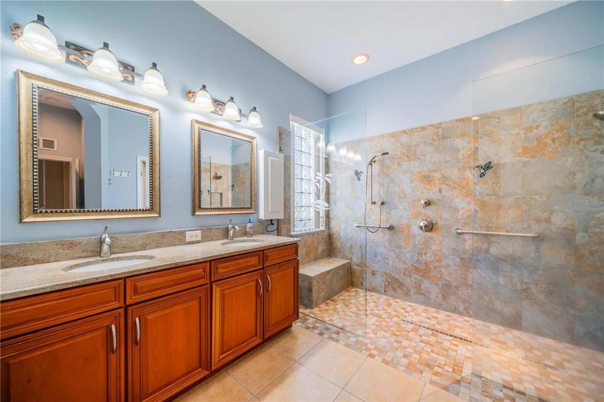 Property Slideshow image 30 of 60 | 445 noble faire dr, Sun City Center, FL, 33573