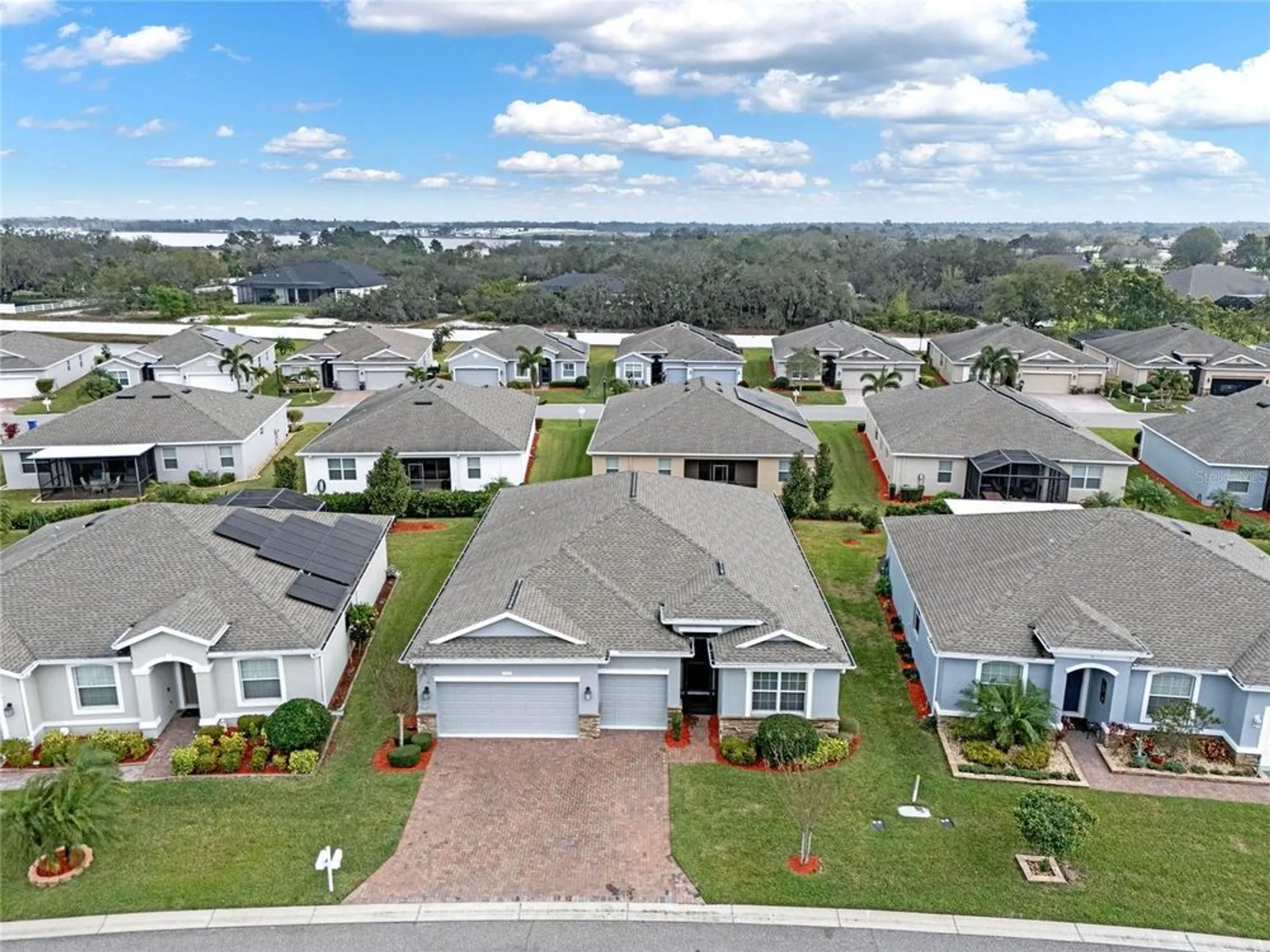 Property Slideshow image 1 of 59 | 3711 plymouth dr, Winter Haven, FL, 33884