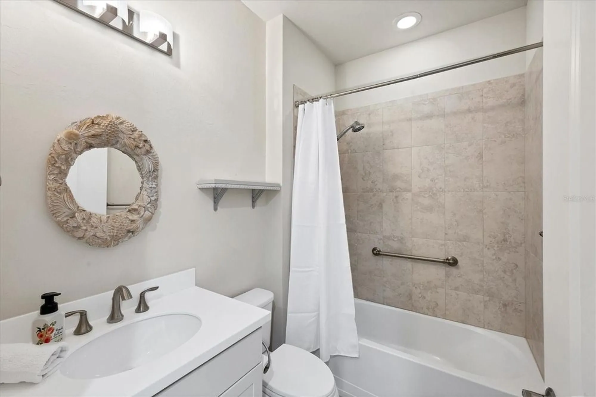Property Slideshow image 31 of 54 | 5923 snowy egret dr, Sarasota, FL, 34238