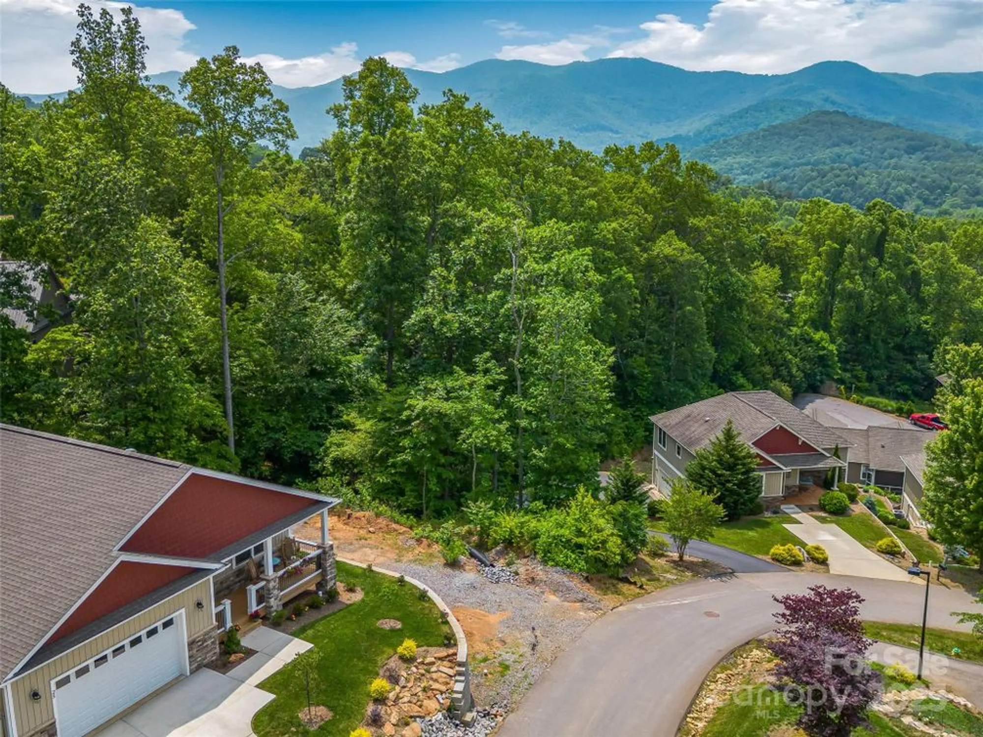Property Slideshow image 8 of 28 | 23 village overlook loop, Swannanoa, NC, 28778