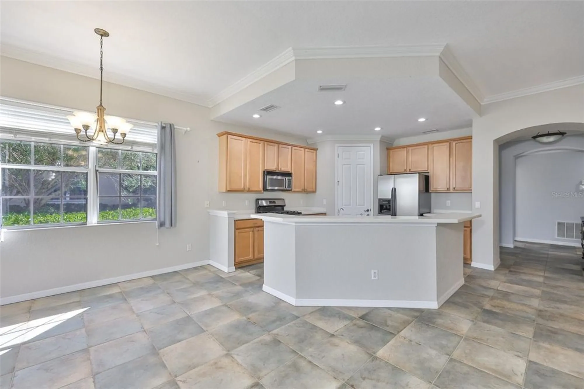 Property Slideshow image 15 of 53 | 1324 emerald dunes dr, Sun City Center, FL, 33573