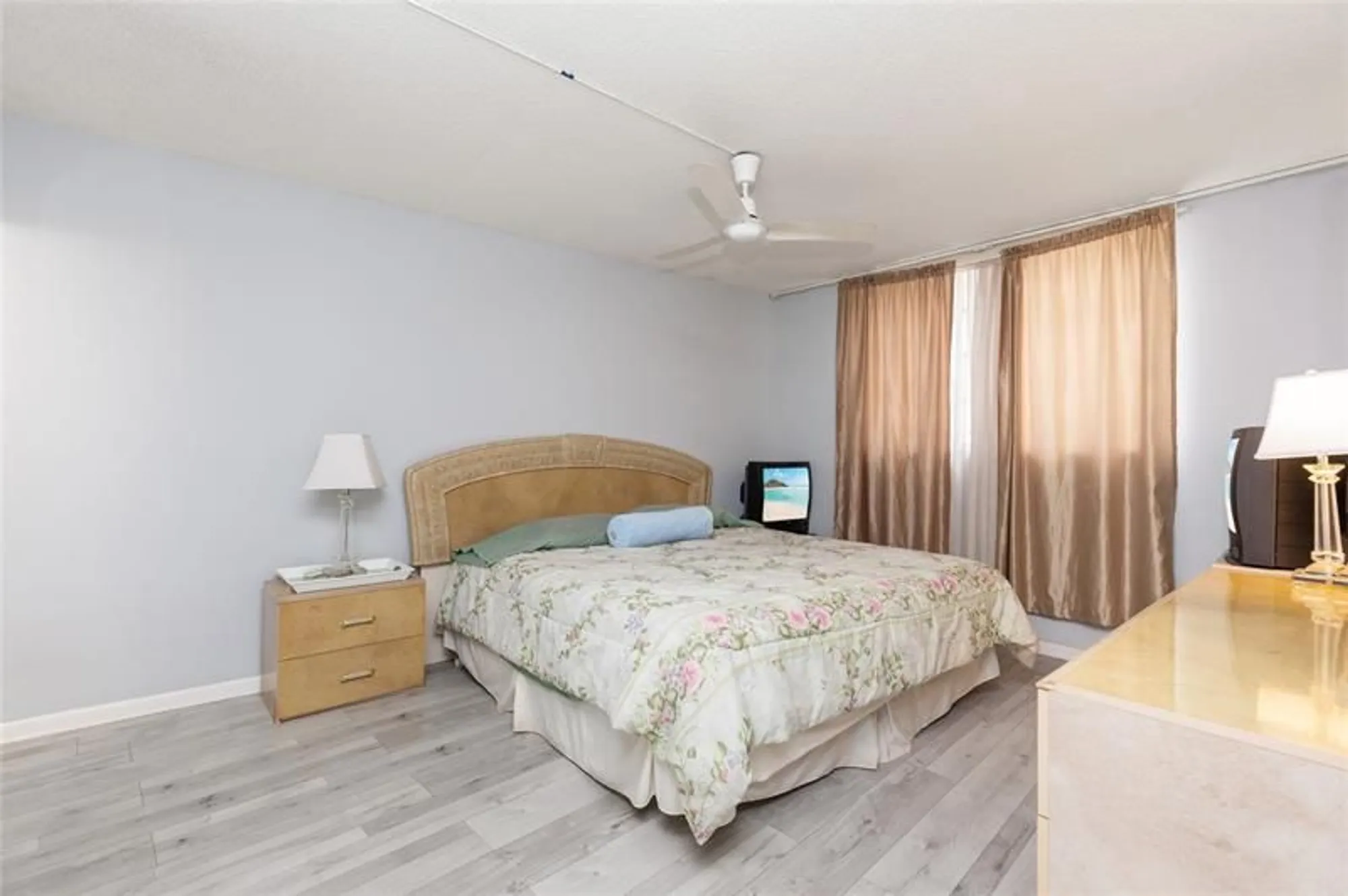 Property Slideshow image 20 of 27 | 2731 ne 14th street cswy 121, Pompano Beach, FL, 33062