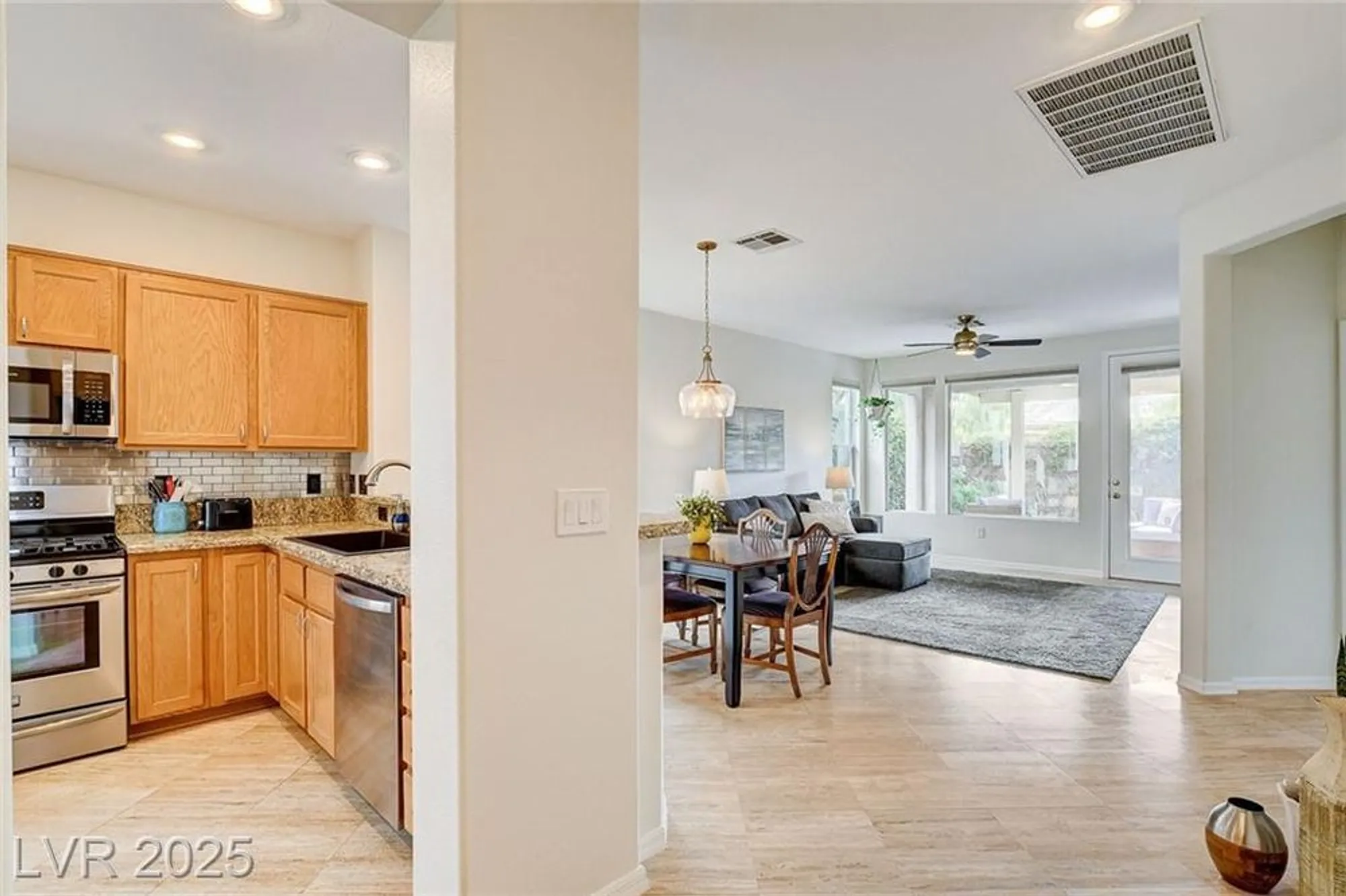 Property Slideshow image 8 of 41 | 10481 premia pl, Las Vegas, NV, 89135