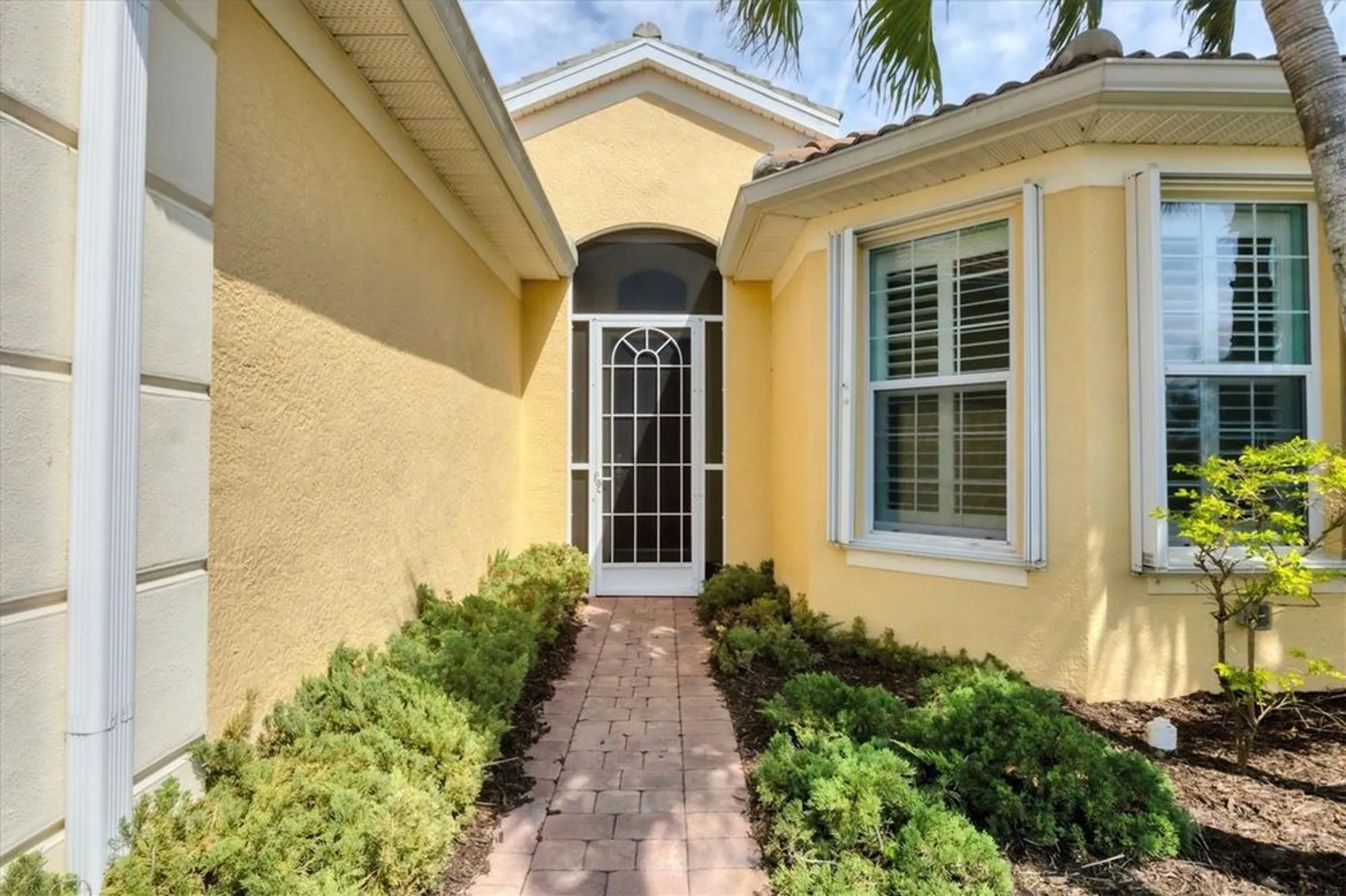 Property Slideshow image 5 of 63 | 19138 kirella st, Venice, FL, 34293