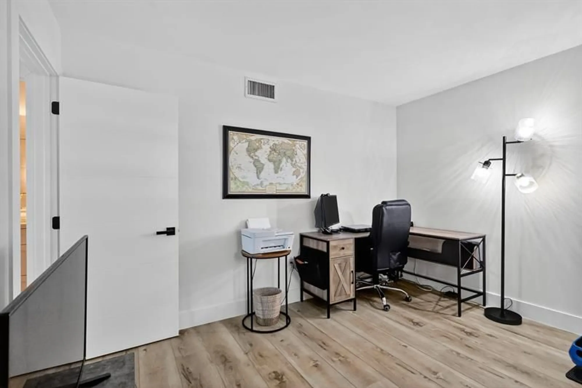 Property Slideshow image 24 of 52 | 1000 colony point cir 501, Pembroke Pines, FL, 33026