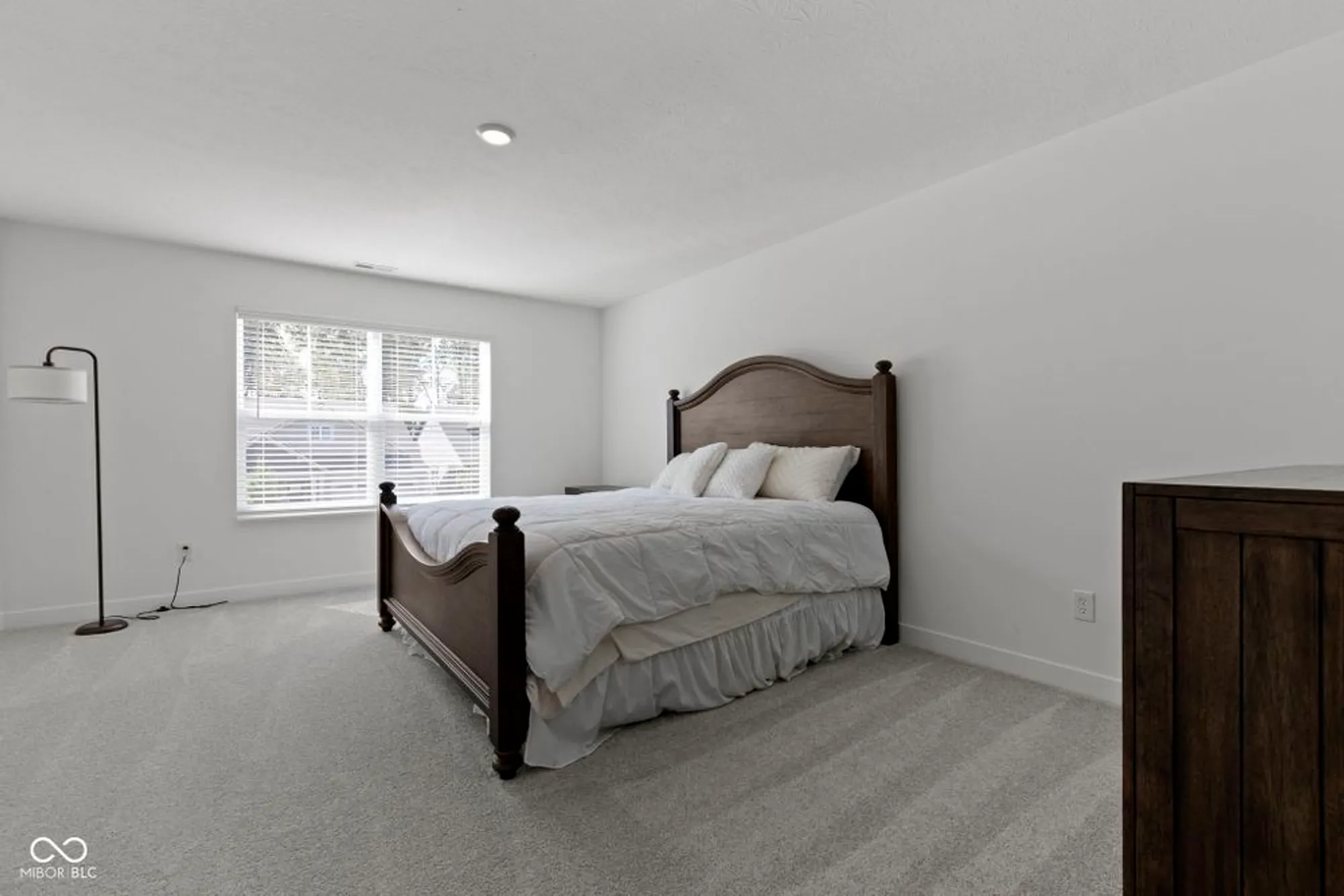 Property Slideshow image 35 of 40 | 335 ehrlich ln, Westfield, IN, 46074