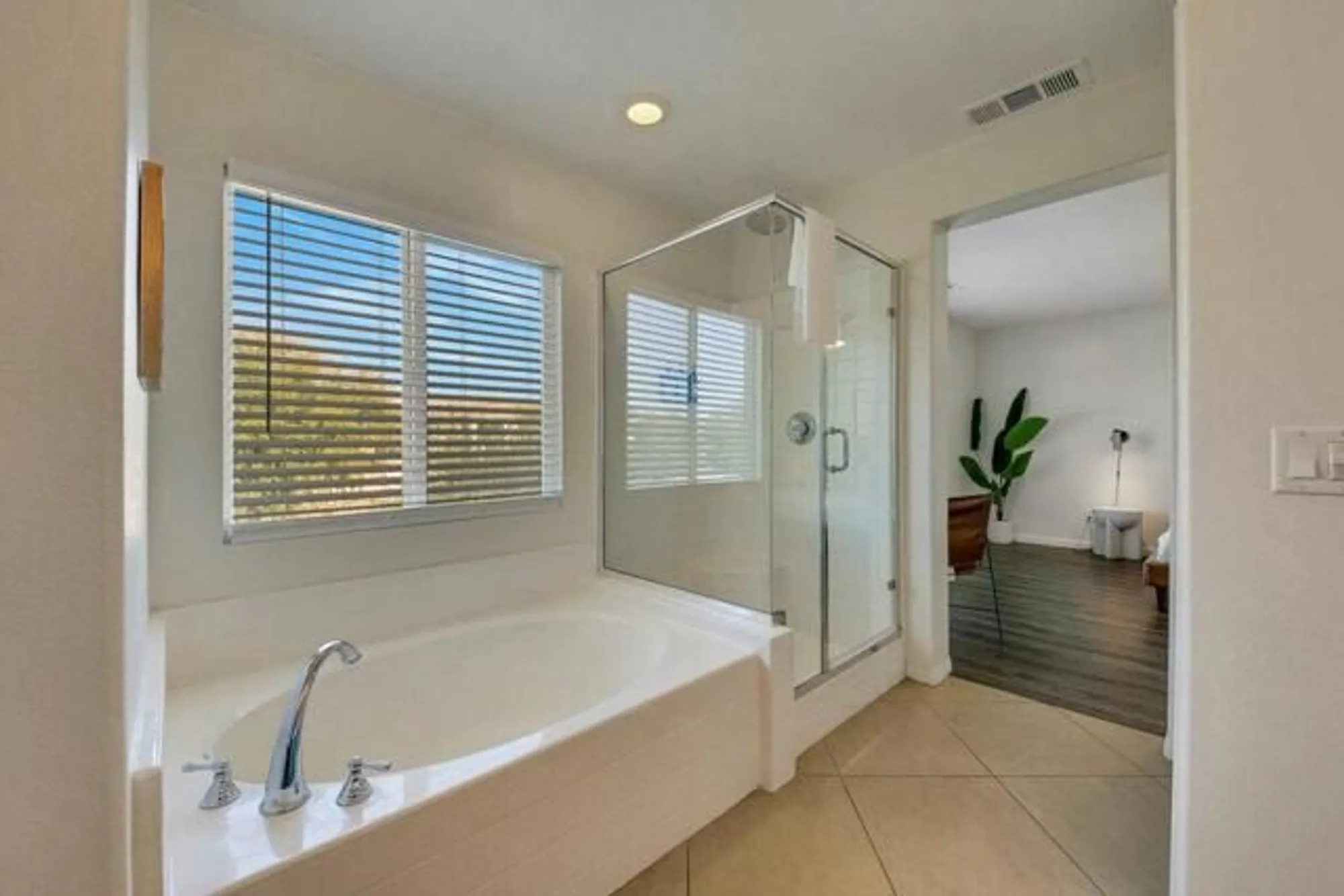 Property Slideshow image 33 of 66 | 84400 onda dr, Indio, CA, 92203