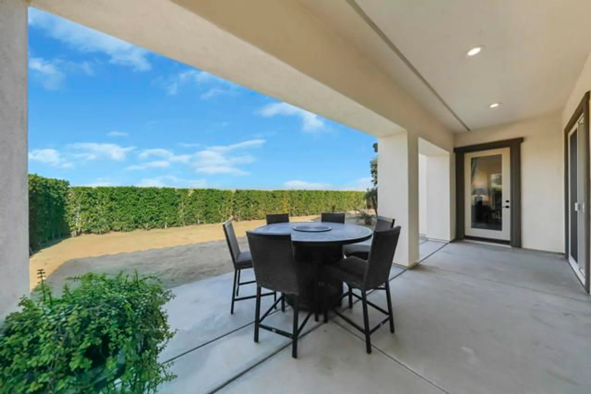 Property Slideshow image 34 of 66 | 81800 eagle claw dr, La Quinta, CA, 92253