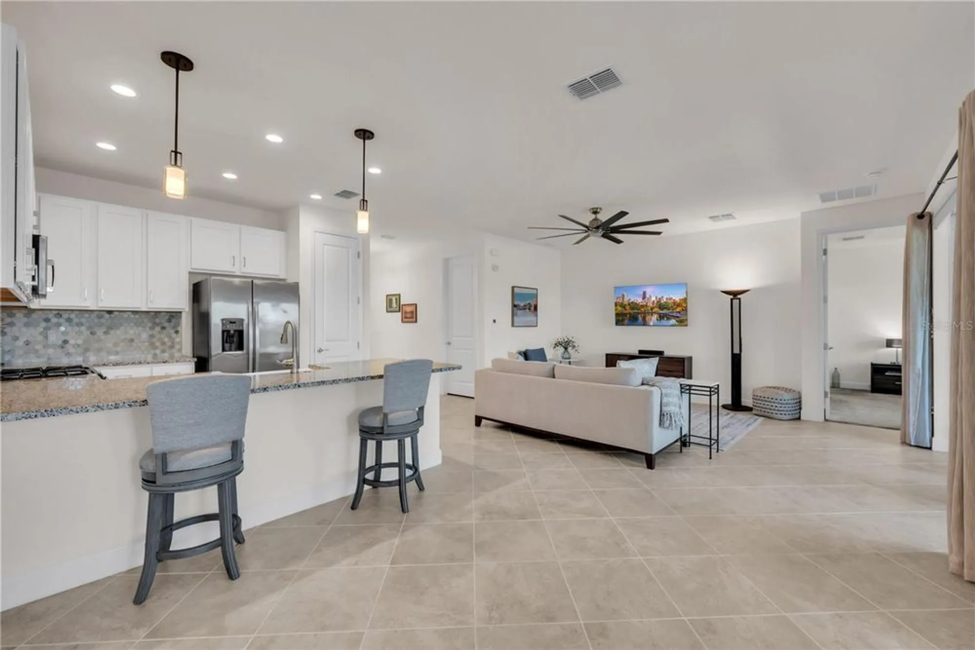 Property Slideshow image 14 of 48 | 15513 santa pola dr, Wimauma, FL, 33598