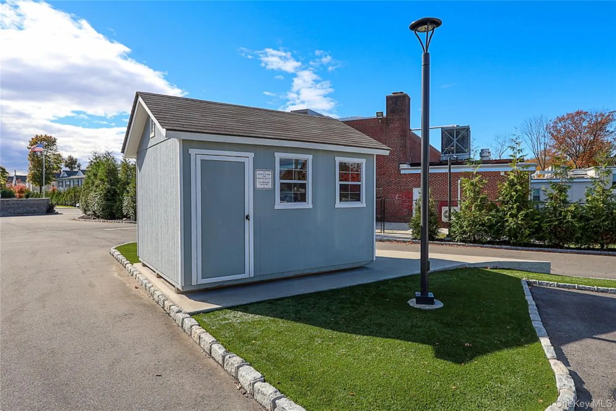 Property Slideshow image 28 of 29 | 209 breton way, Glen Cove, NY, 11542