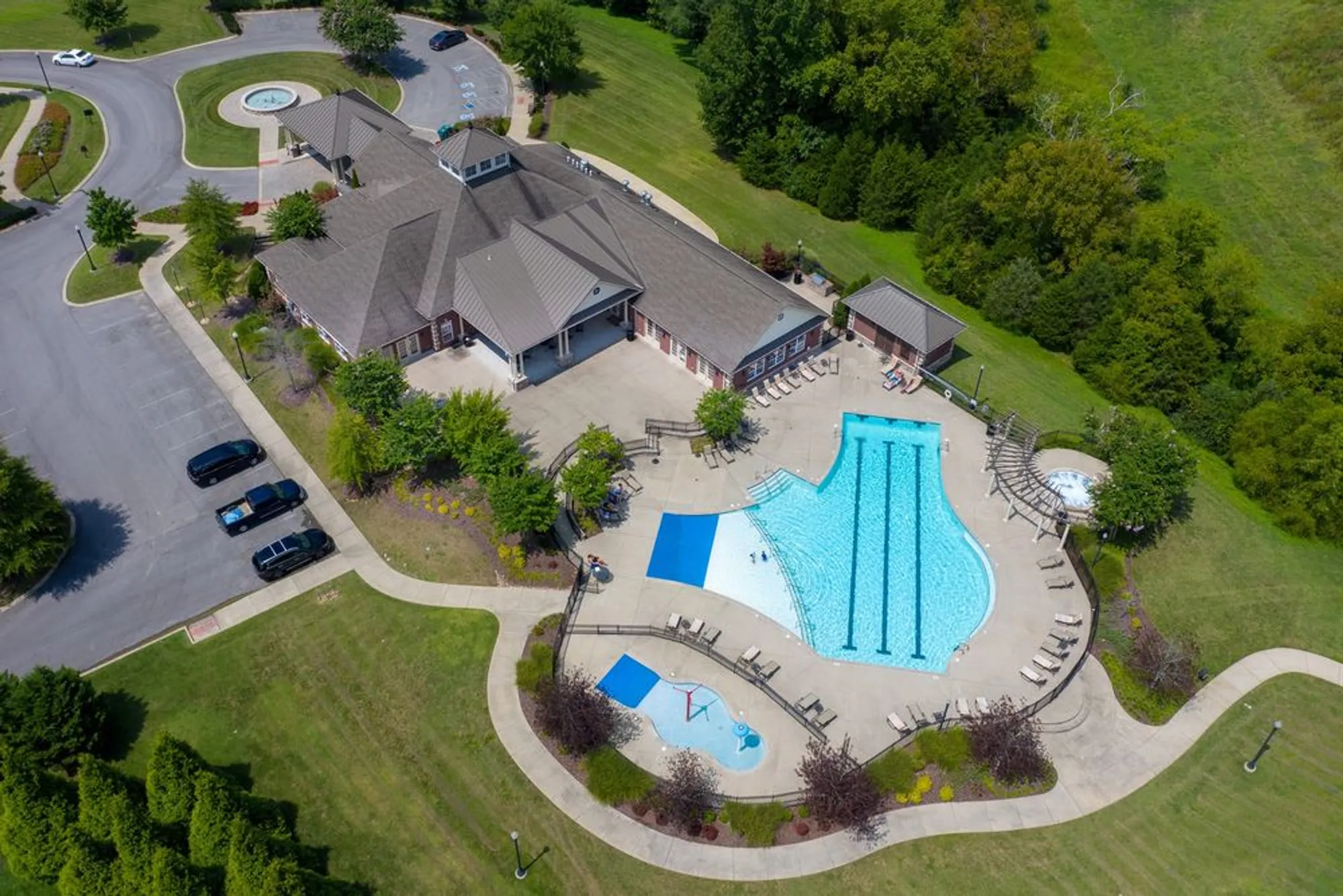 Property Slideshow image 36 of 49 | 1519 cedarbrooke ln, Lebanon, TN, 37090