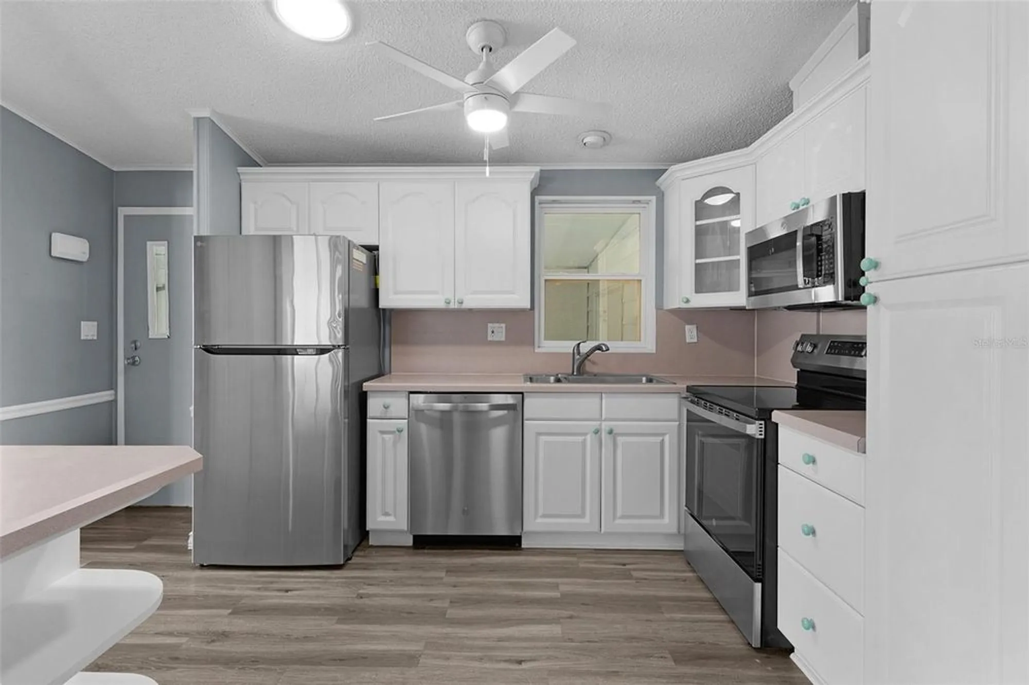 Property Slideshow image 17 of 46 | 817 hibiscus dr, The Villages, FL, 32159