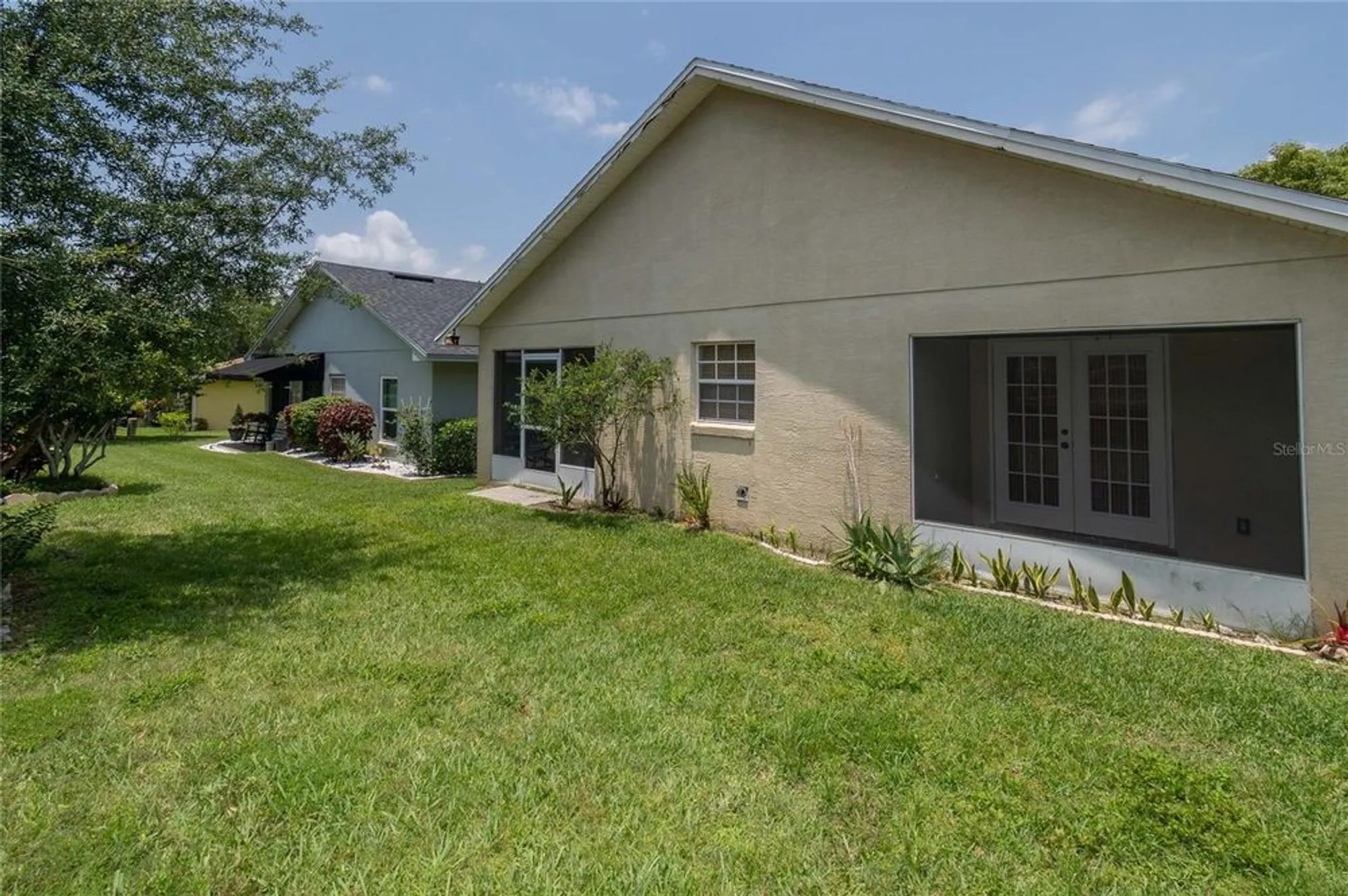 Property Slideshow image 4 of 23 | 6118 silver lakes dr, Lakeland, FL, 33810