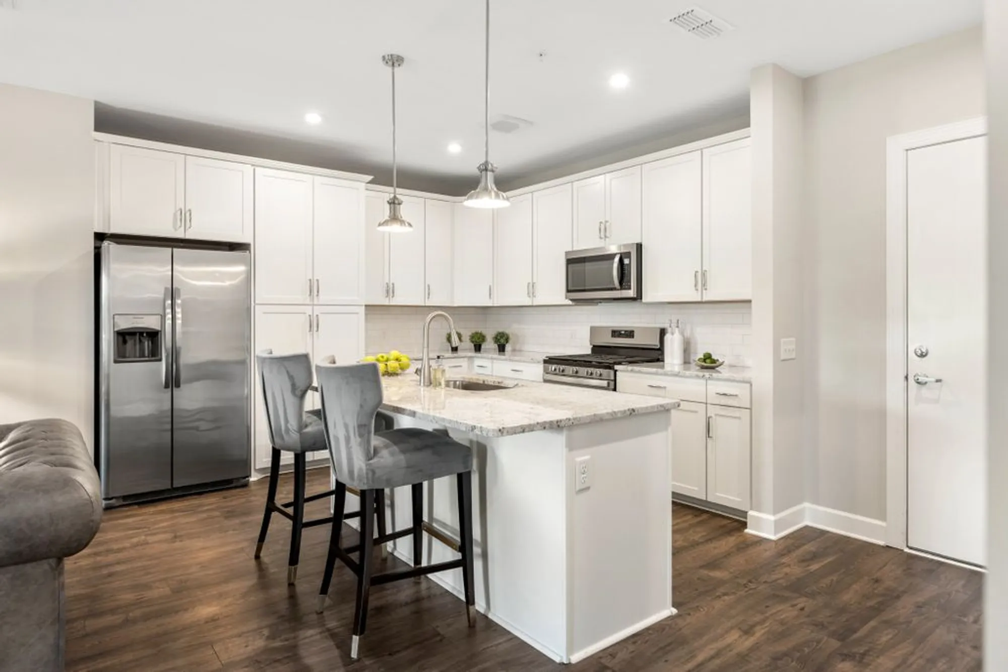 Property Slideshow image 7 of 32 | 141 saundersville rd apt 1405, Hendersonville, TN, 37075